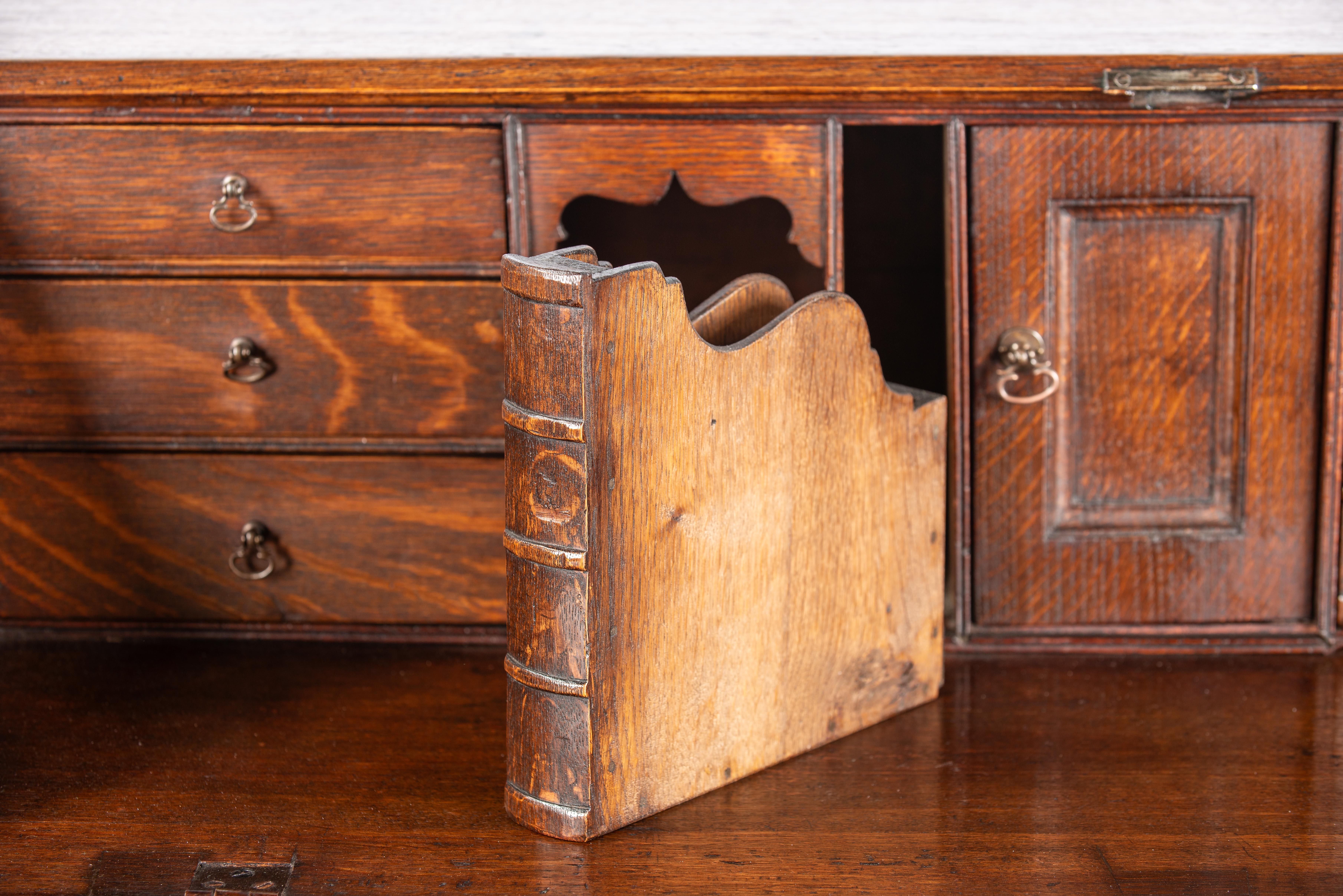 Antique 19th century English George III warm oak Slant front secretary desk 8