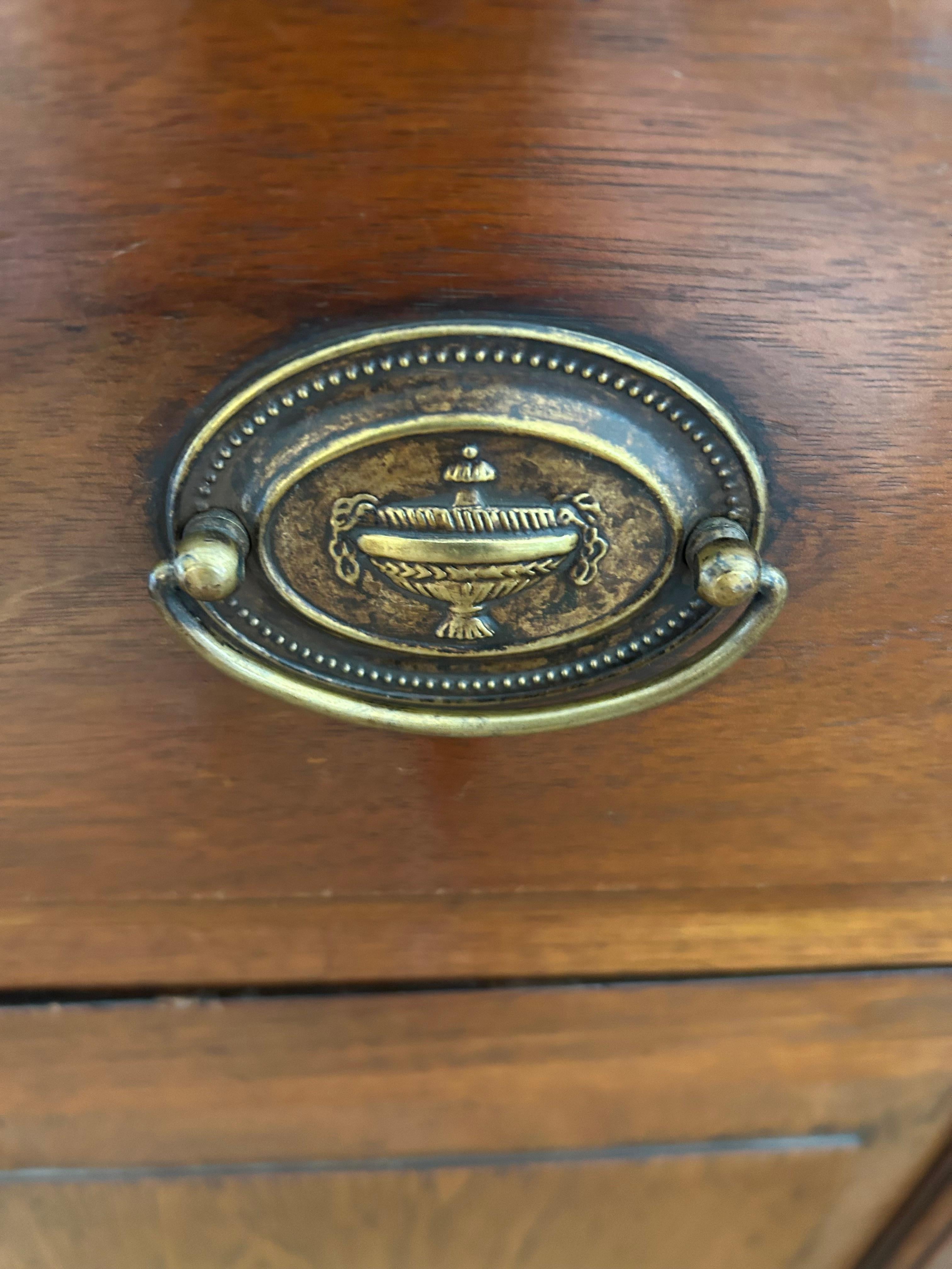 Antique 19th Century English Mahogany Bookcase Secretary In Good Condition In Hopewell, NJ
