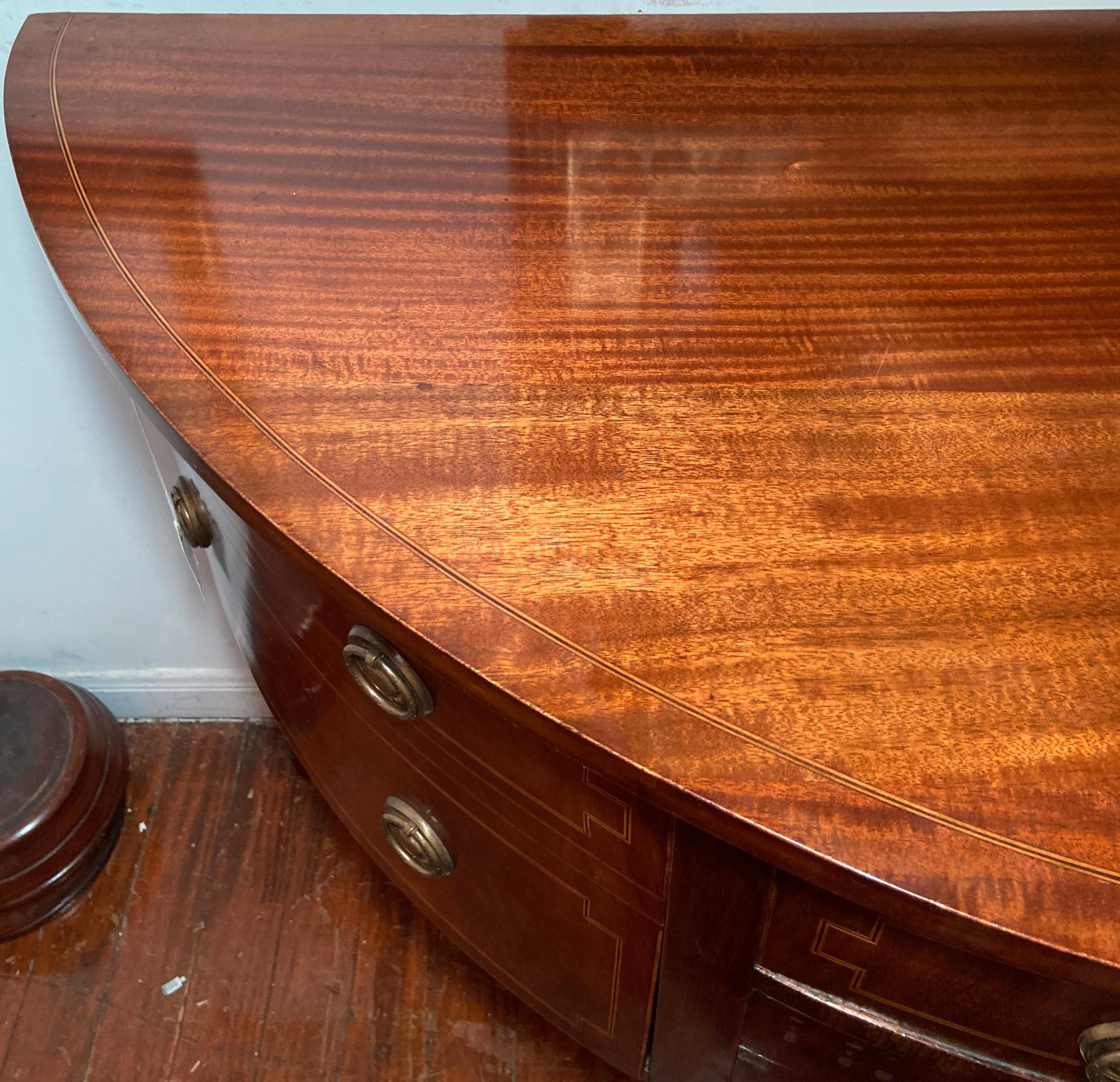 Antique 19th Century English Mahogany Demi-Lune Sideboard In Good Condition For Sale In New Orleans, LA