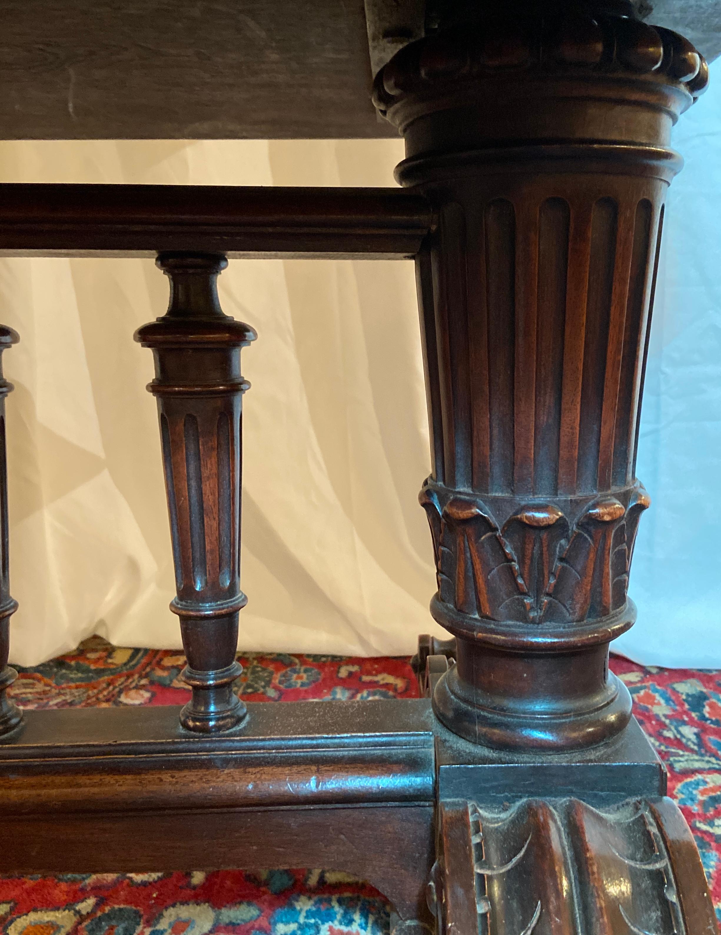 Antiker englischer zweistöckiger mechanischer Mahagoni-Tisch aus dem 19. Jahrhundert im Angebot 4