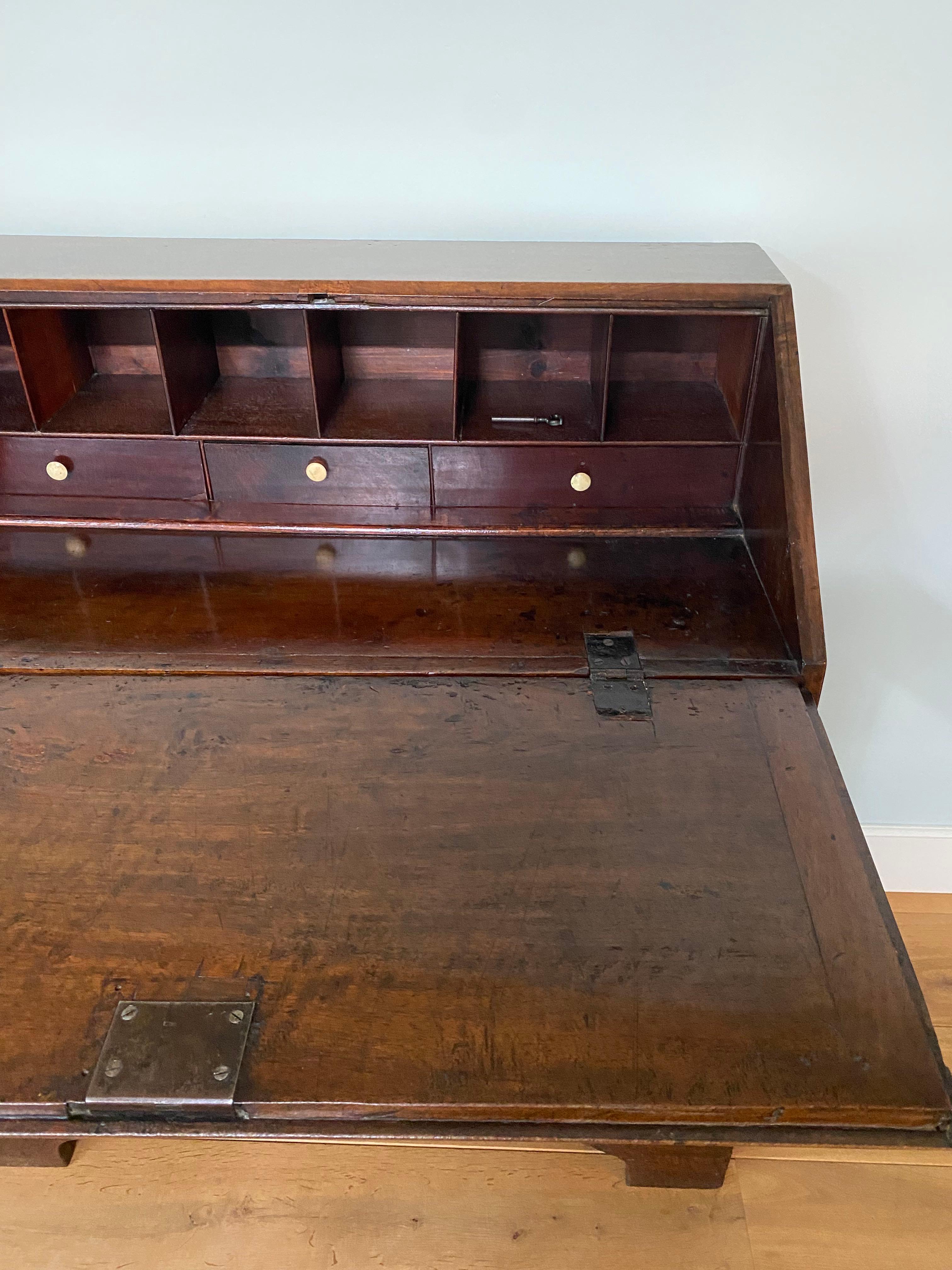 19th Century Antique 19th century English oak secretary / bureau For Sale