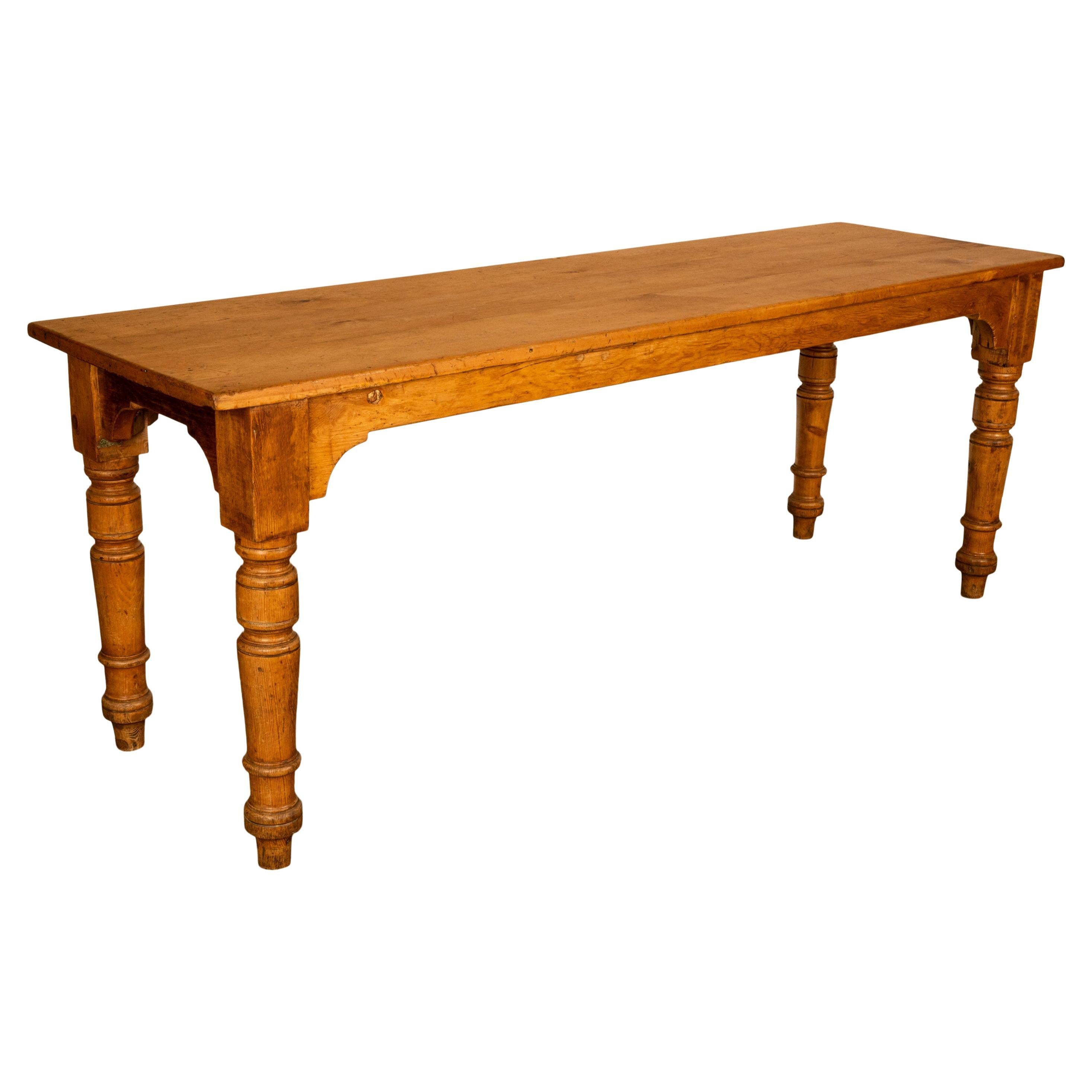 Turned Antique 19th Century English Pine Country Farmhouse 8 seat Dining Table 1860 For Sale