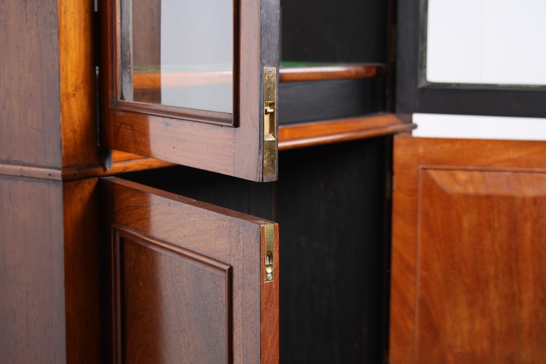 Antiguo Armero de Palisandro Inglés del Siglo XIX Mueble expositor de caza en venta 5