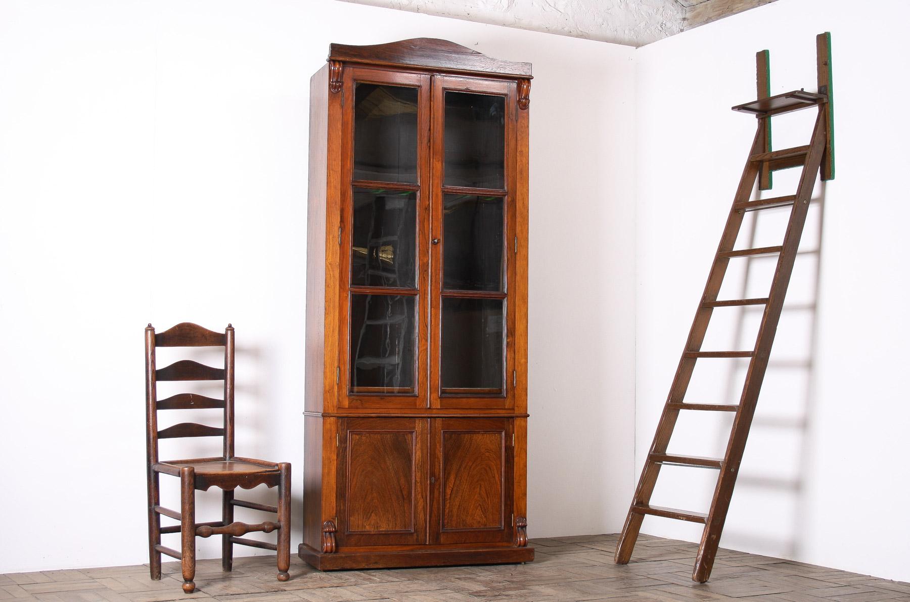 Antiguo Armero de Palisandro Inglés del Siglo XIX Mueble expositor de caza Chapado en venta