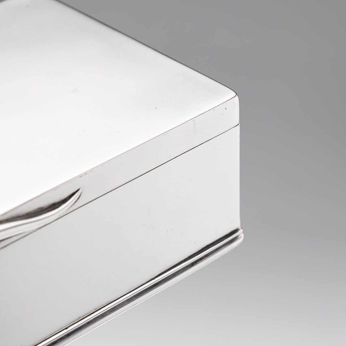 Antique 19th Century English Solid Silver Cigar Box, London c.1876 For Sale 7