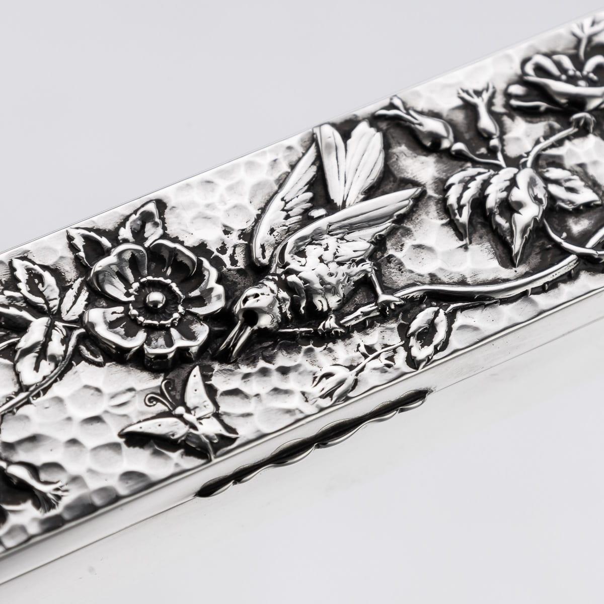 Ancienne boîte à bagues en argent massif du XIXe siècle de style japonais, c.I.C. 1876 en vente 2