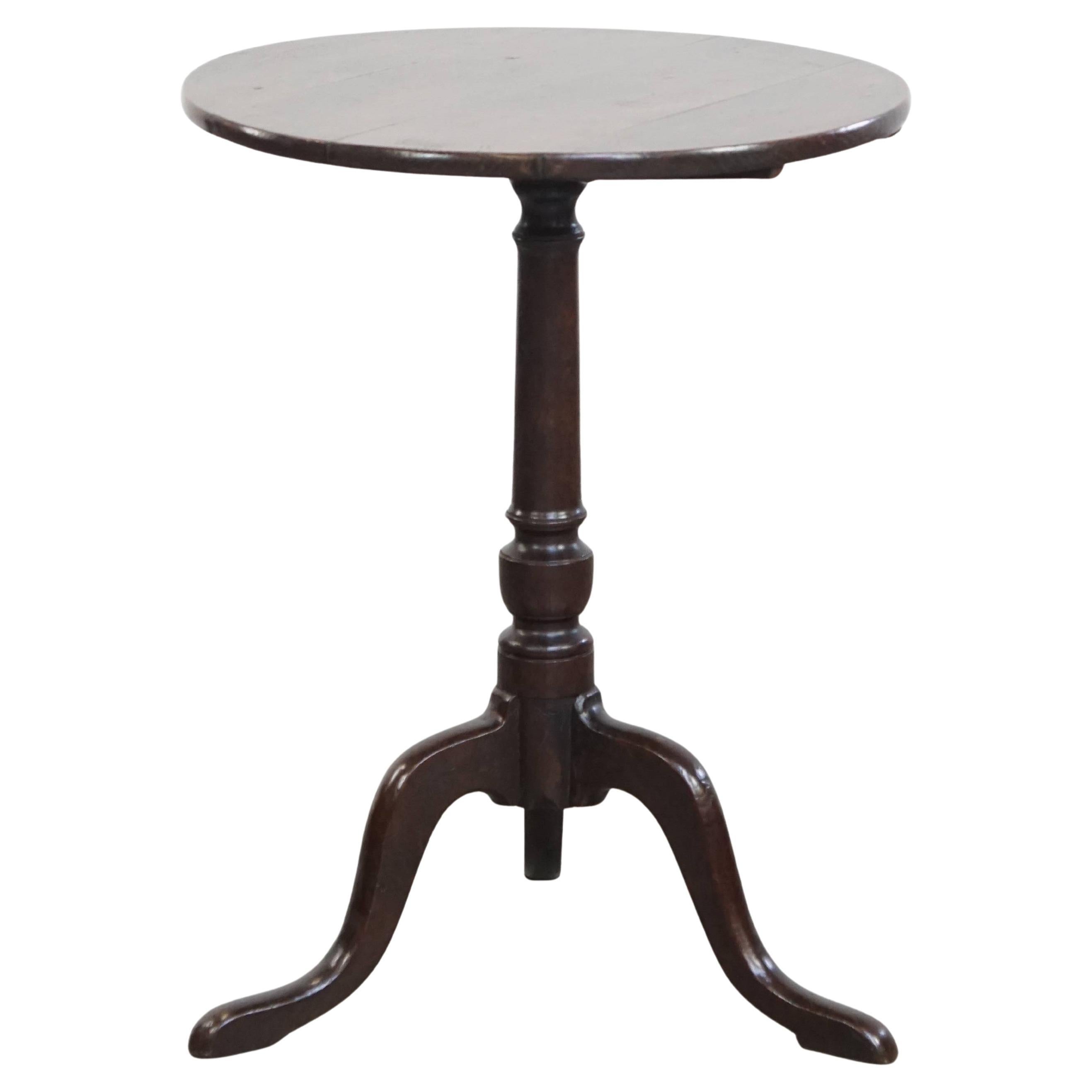 Antique 19th-Century English Tilt-Top Table / Side Table