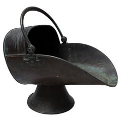 Antico accessorio per camino in rame verdastro del XIX secolo
