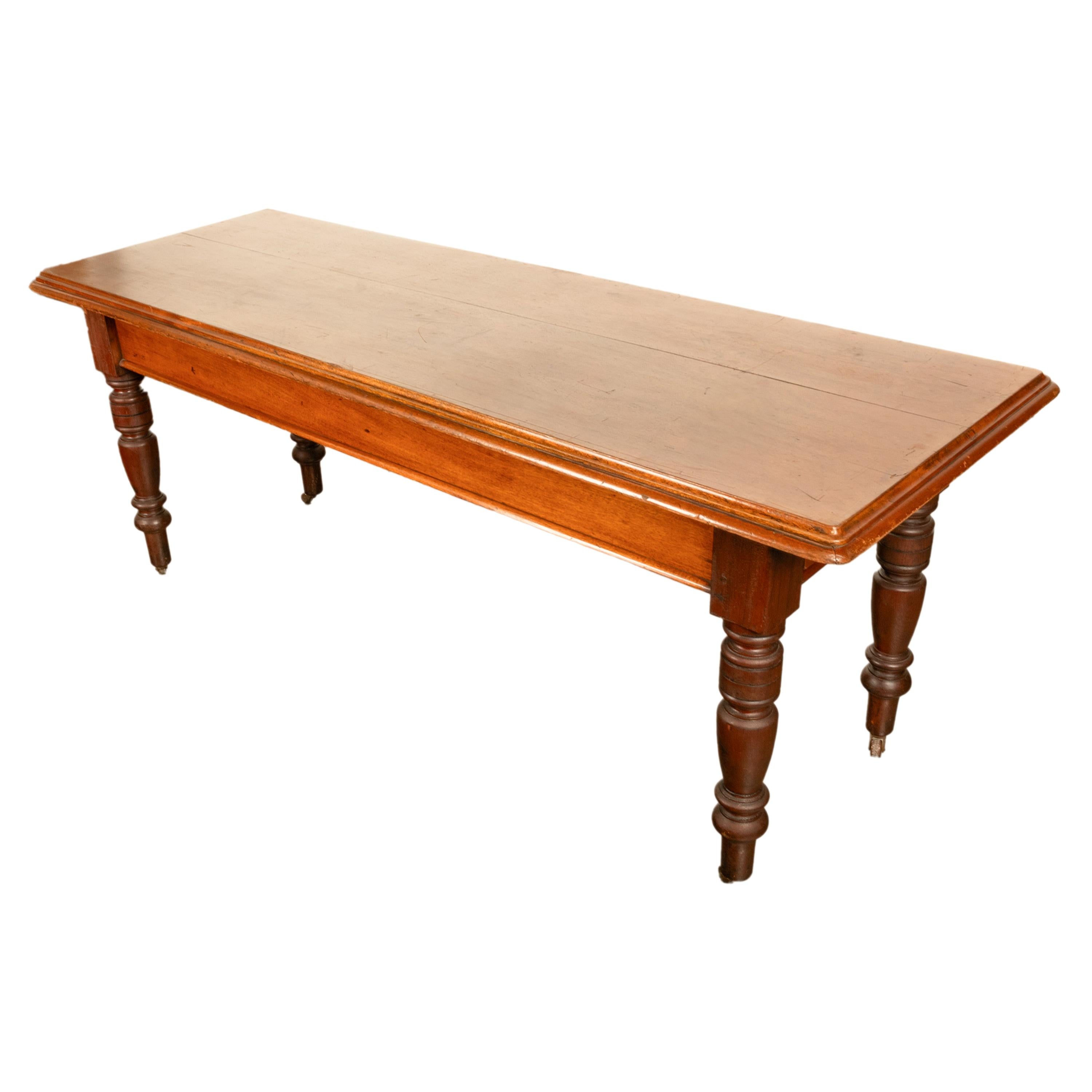 The English Country House Antiques Table de Réfectoire de Salle à Manger en Noyer du 19ème siècle. en vente 9