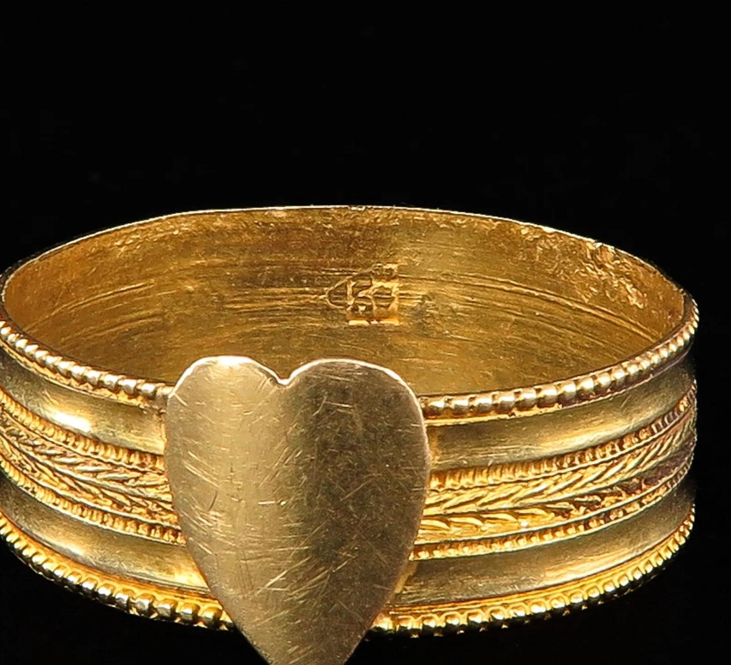 Antique 19th Century Engraved 18K Gold Heart Band Ring For Sale 5
