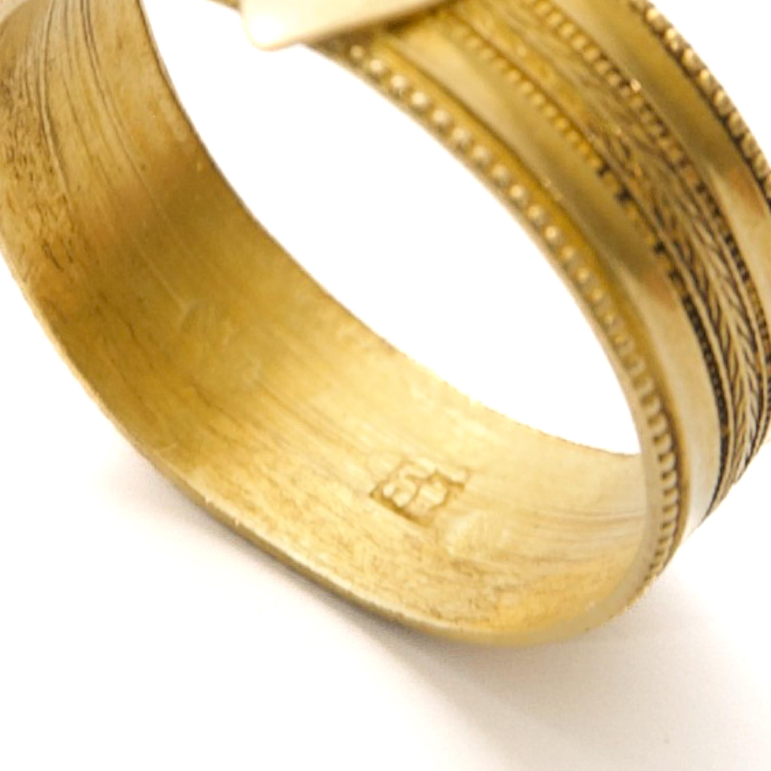 Women's or Men's Antique 19th Century Engraved 18K Gold Heart Band Ring For Sale