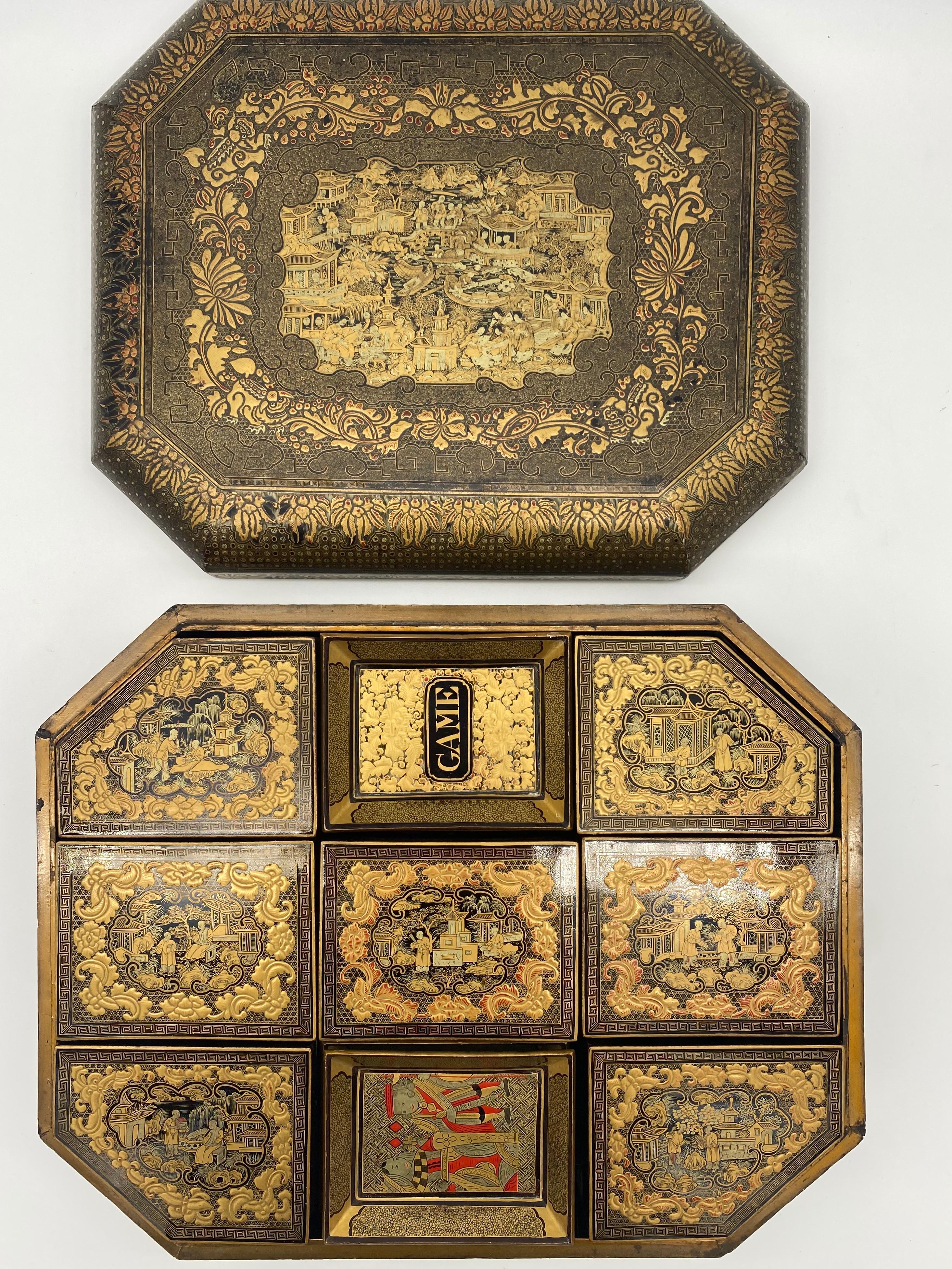 Antique 19th Century Export Chinese Lacquer Gaming Box For Sale 4