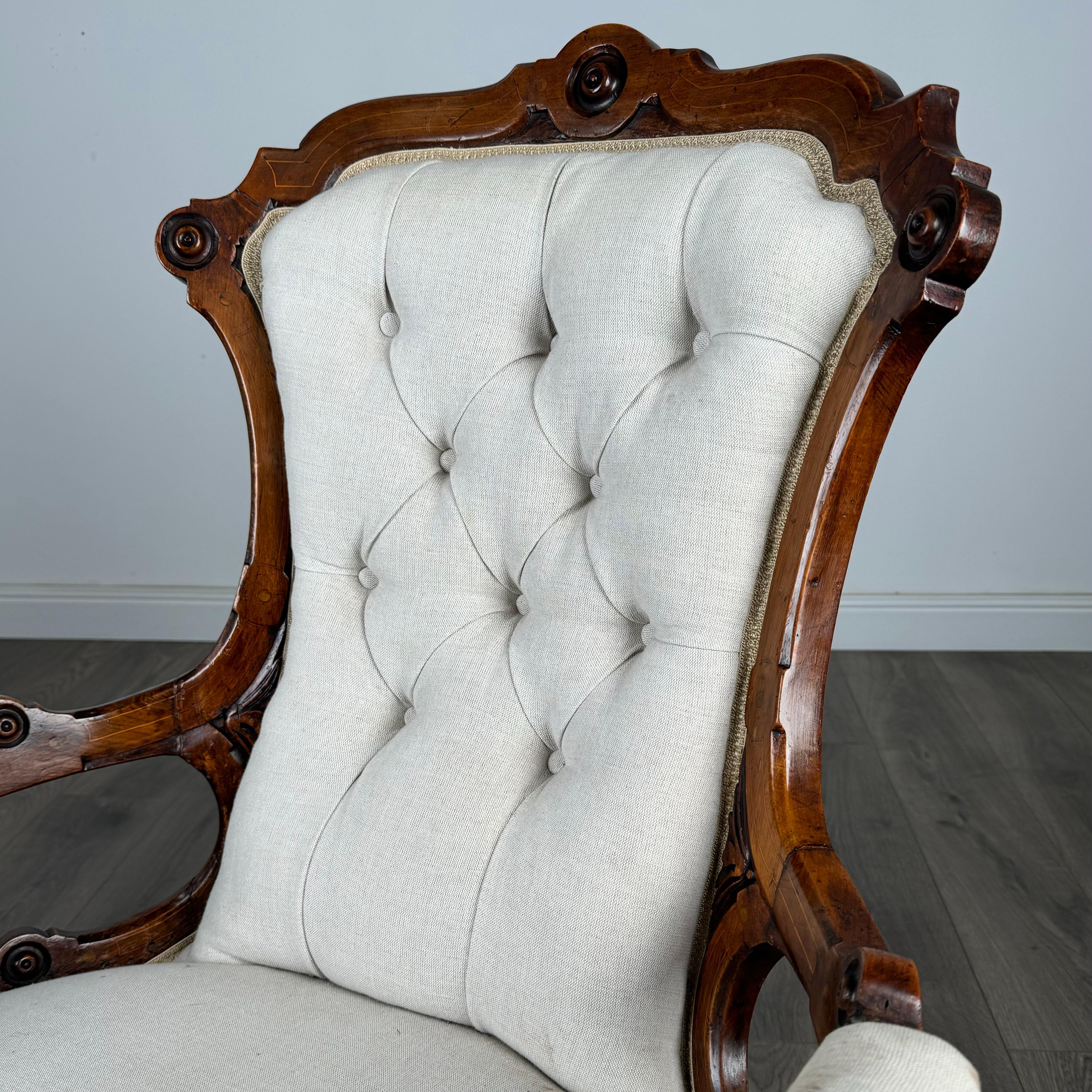 Fauteuil ancien du 19ème siècle de qualité supérieure en acajou ( REF AF-3298 ) en vente 4