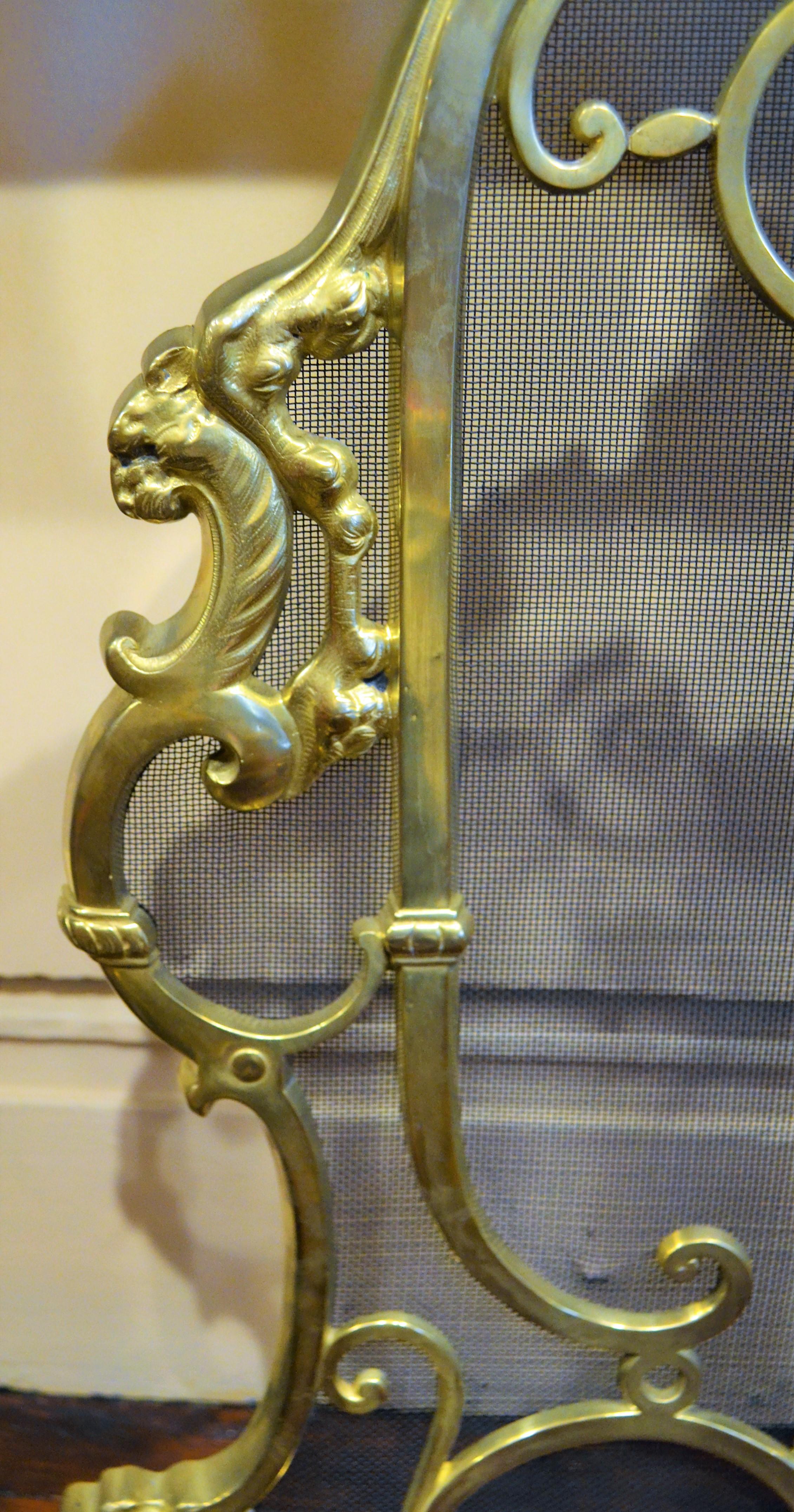 Pare-étincelles ancien en bronze de qualité supérieure du 19ème siècle Excellent état - En vente à New Orleans, LA