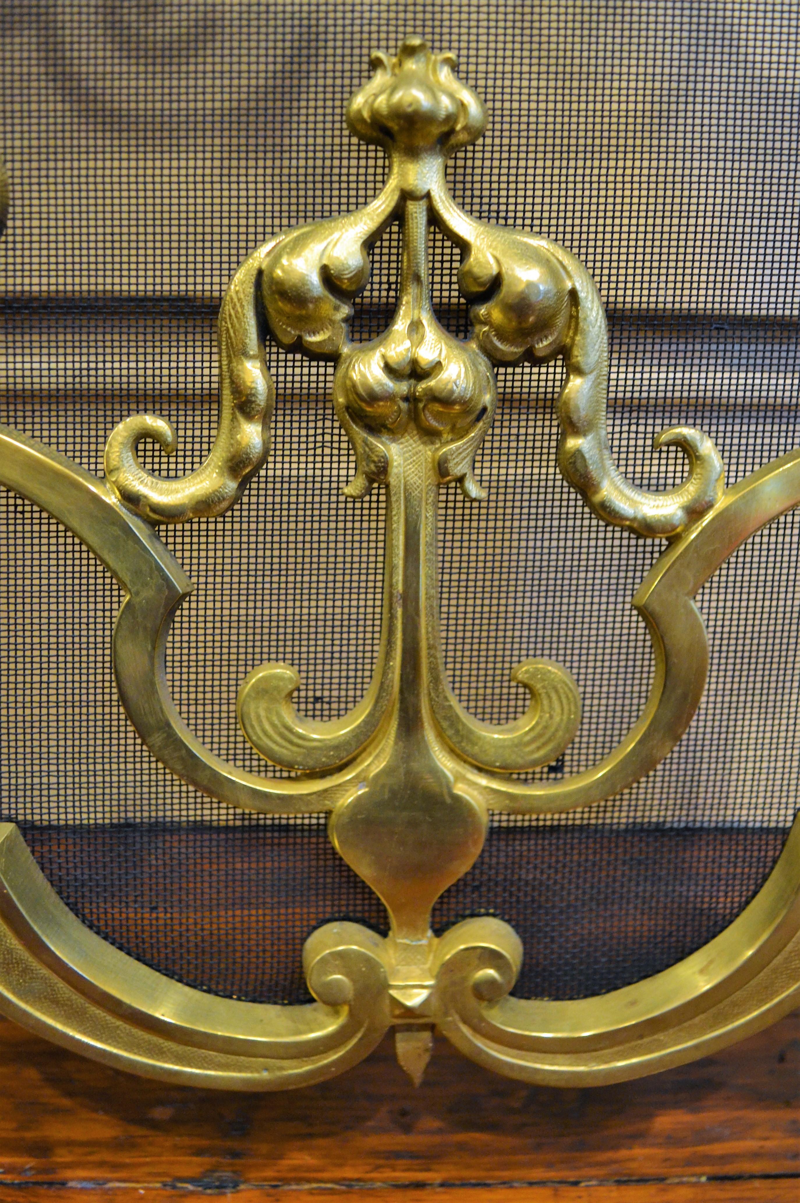 XIXe siècle Pare-étincelles ancien en bronze de qualité supérieure du 19ème siècle en vente