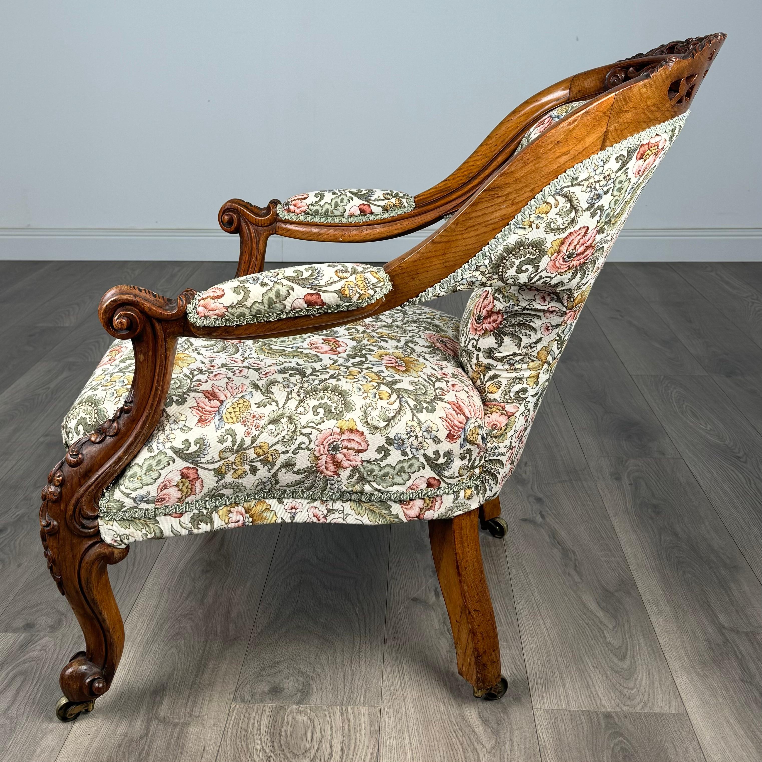 Inglese Antica poltrona in Oak intagliata di qualità del XIX secolo ( REF AFS-3295 ) in vendita