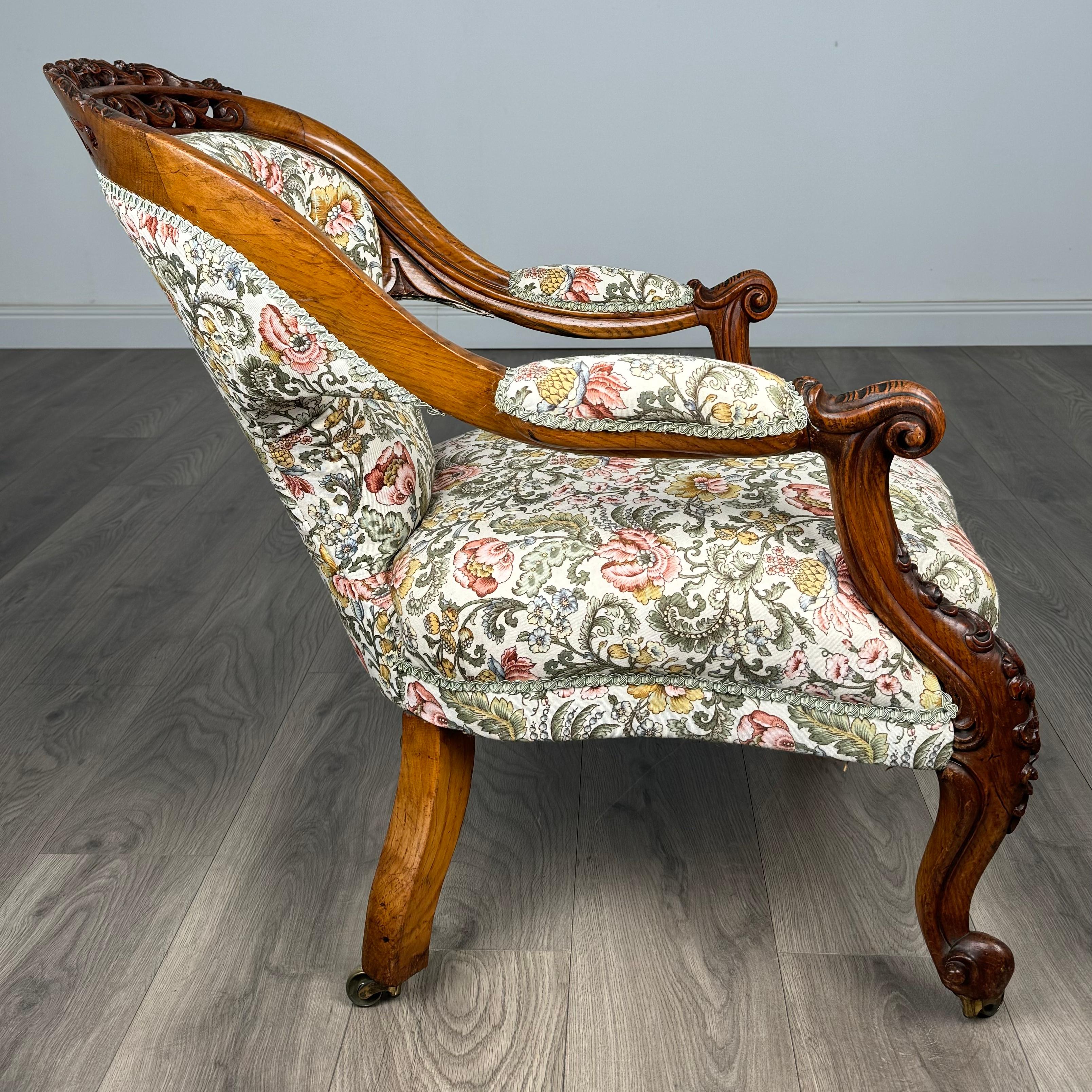 Antica poltrona in Oak intagliata di qualità del XIX secolo ( REF AFS-3295 ) in vendita 2