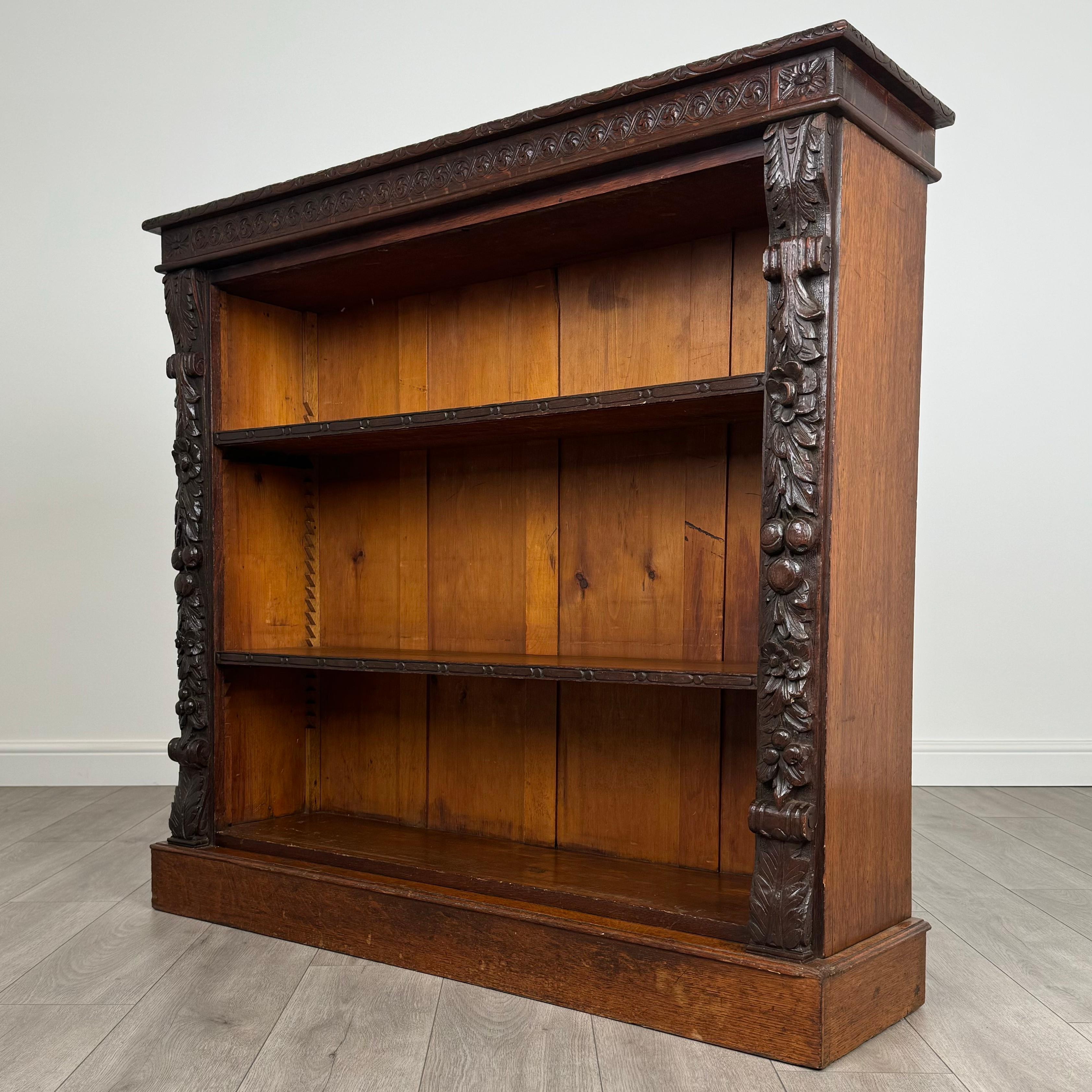 British Antique 19th Century Fine Quality Carved Open Bookcase In Oak ( REF AF-3652 ) For Sale
