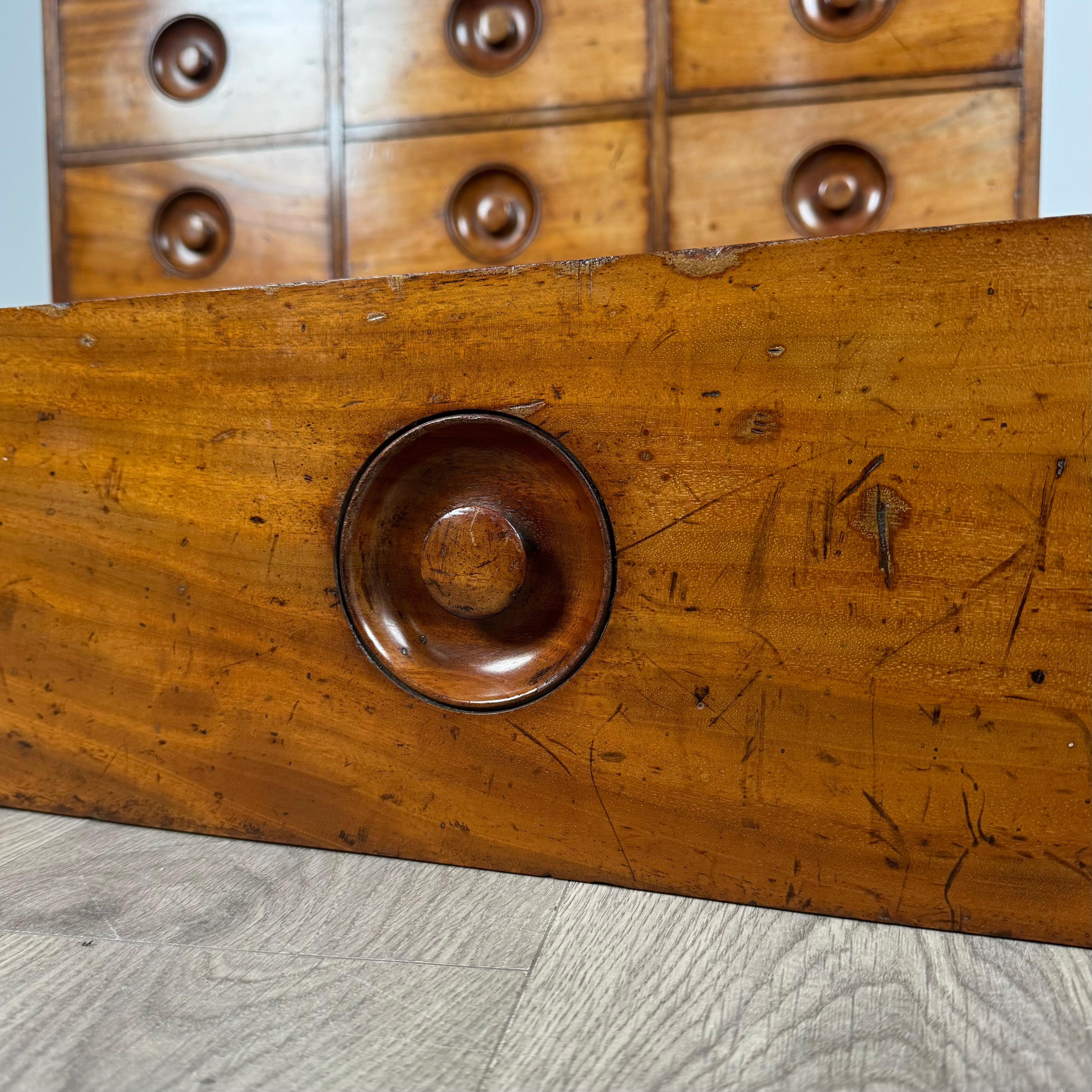 Antica credenza di qualità del XIX secolo in mogano ( REF AFS 3379 ) in vendita 7