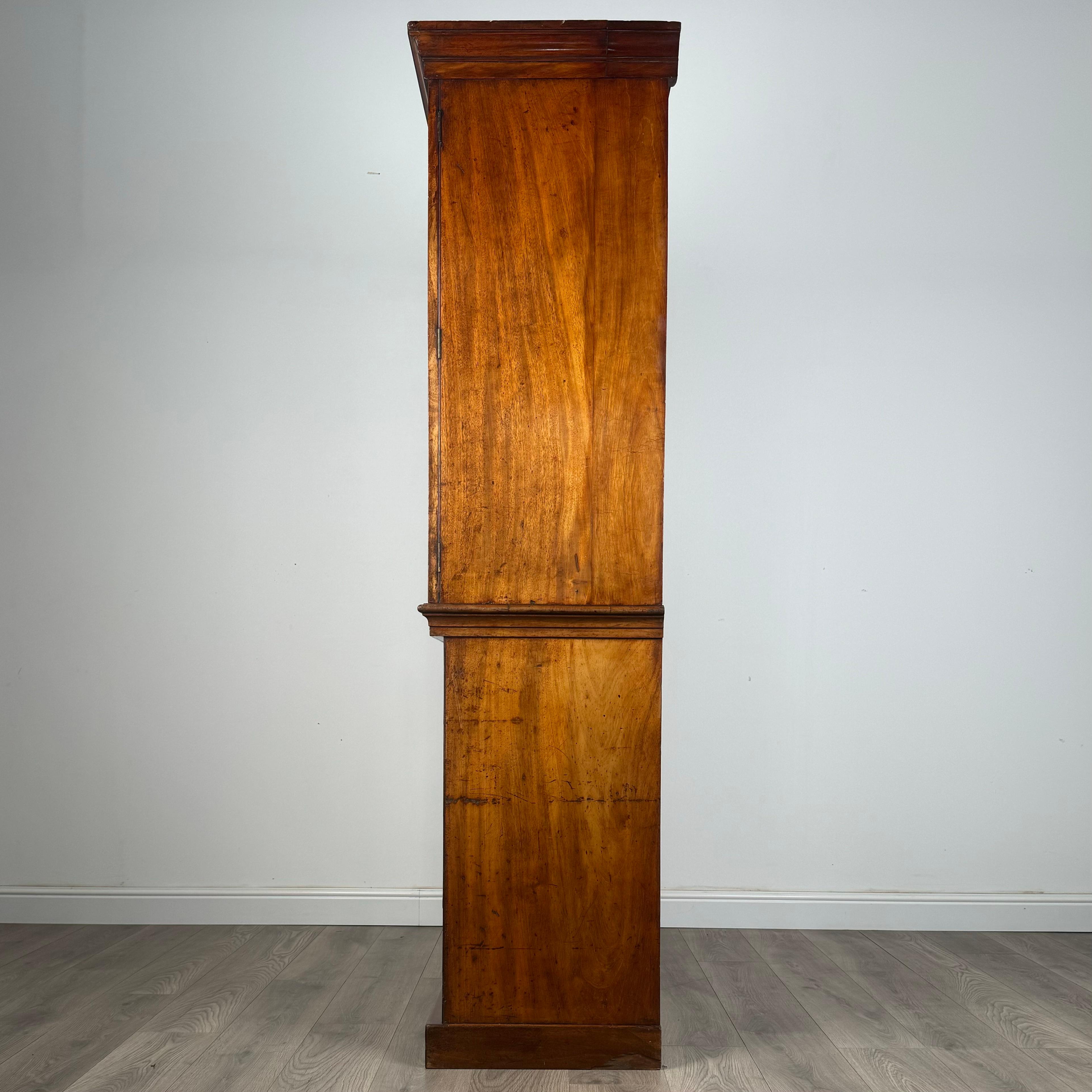 Mogano Antica credenza di qualità del XIX secolo in mogano ( REF AFS 3379 ) in vendita