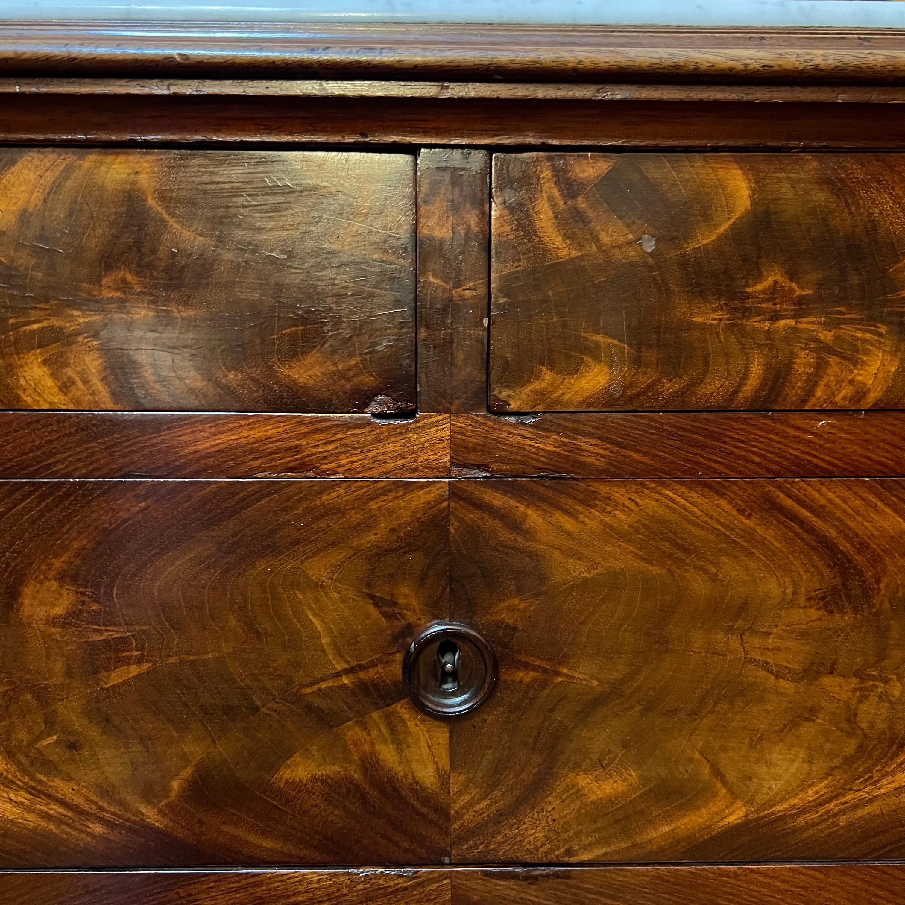 Antique 19th Century Flame Mahogany Marble Top Dresser For Sale 3