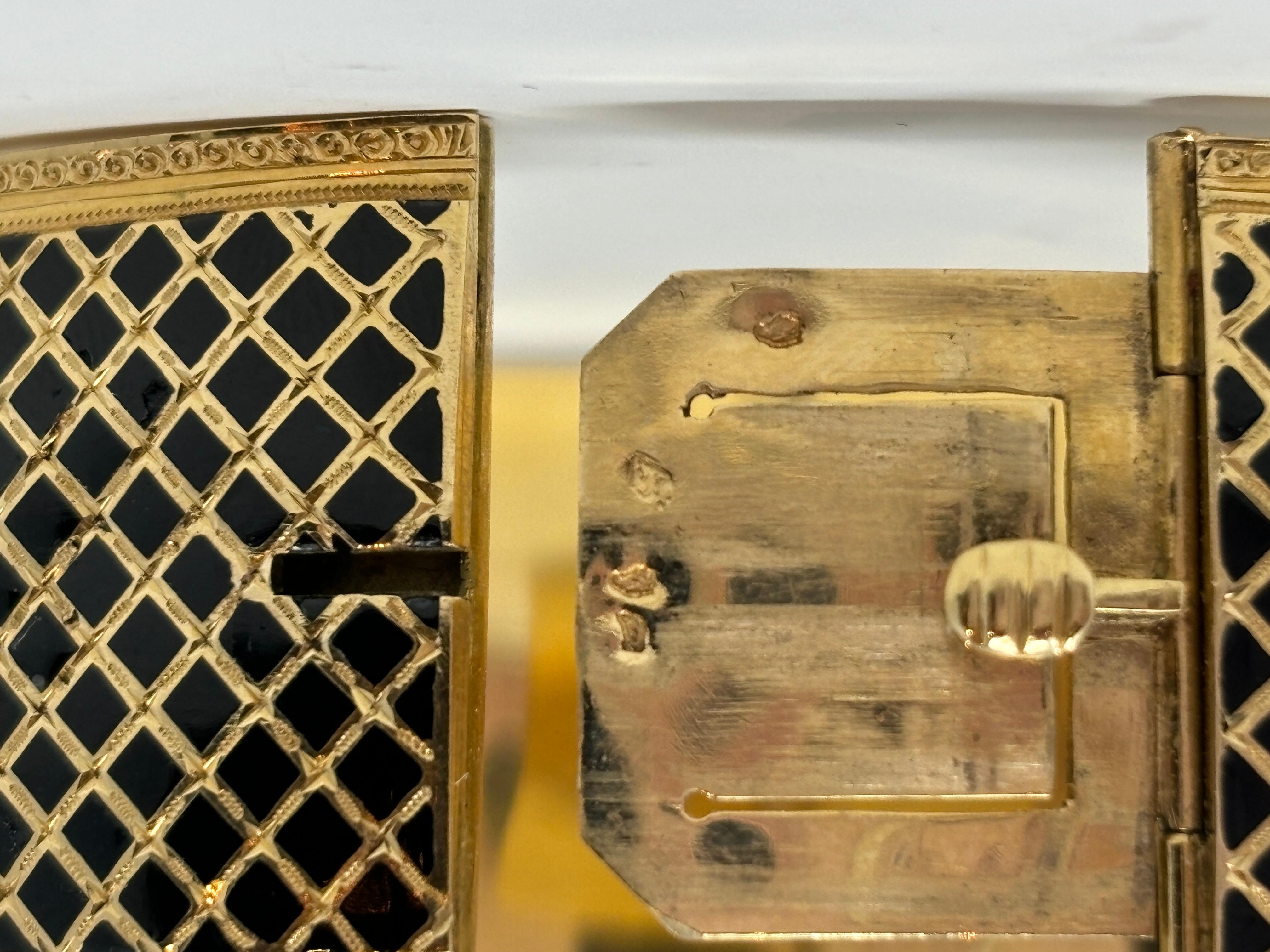 Bracelet français ancien du 19ème siècle en or 18 carats et émail en vente 3