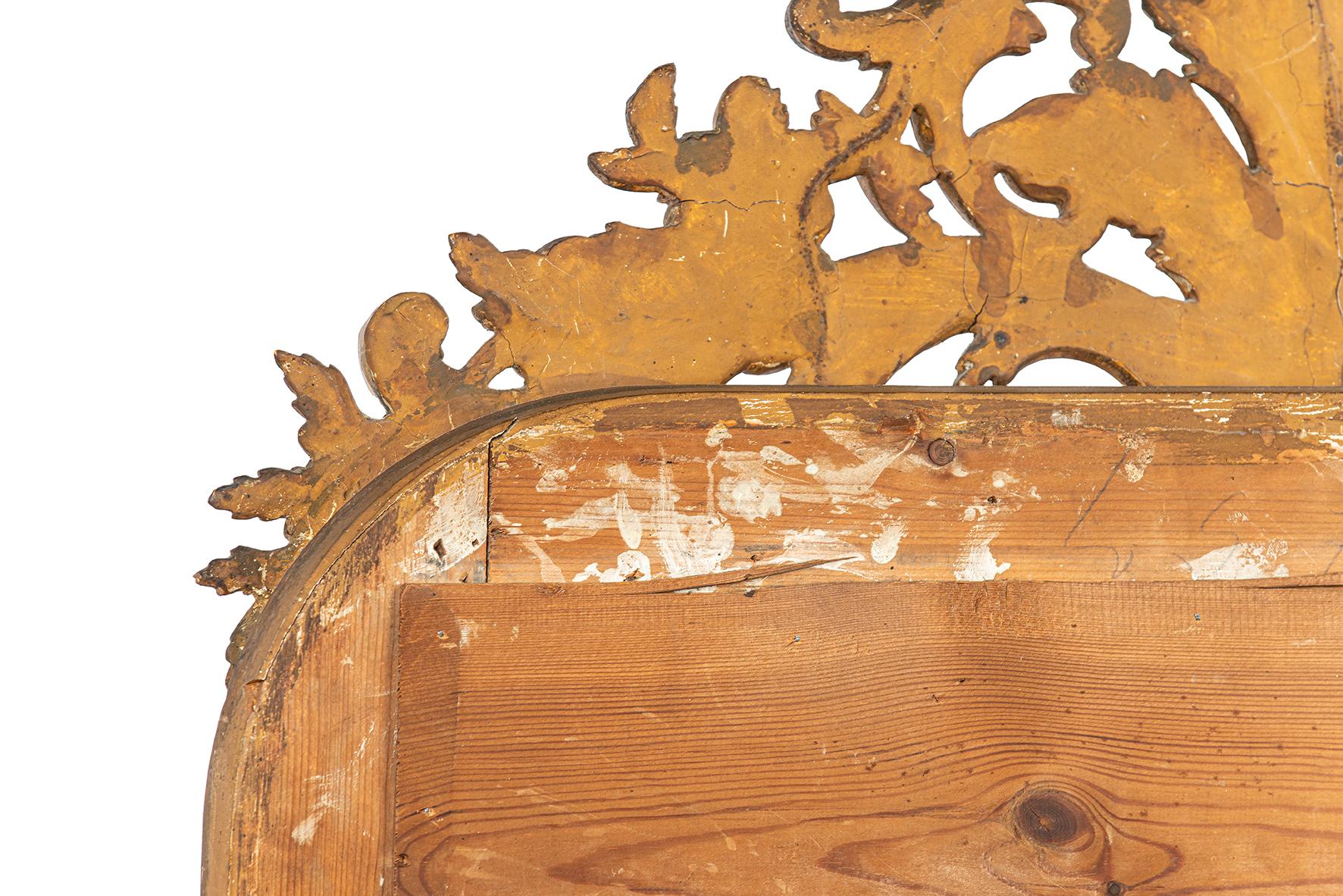 antiguo siglo XIX espejo dorado francés de Alsacia Louis Philippe con cresta Gesso en venta