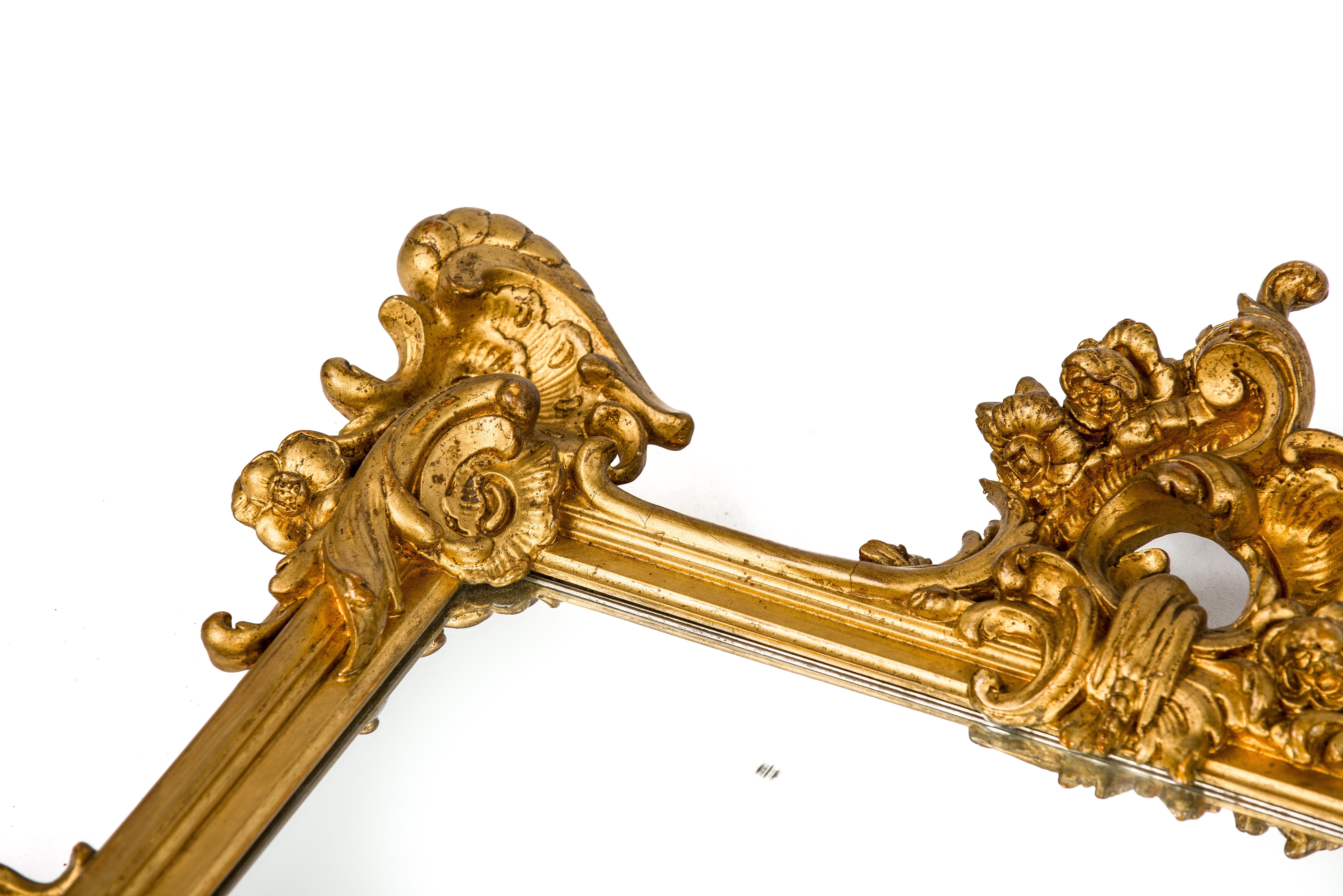 Miroir rectangulaire baroque français ancien du 19ème siècle doré à la feuille d'or Bon état - En vente à Casteren, NL