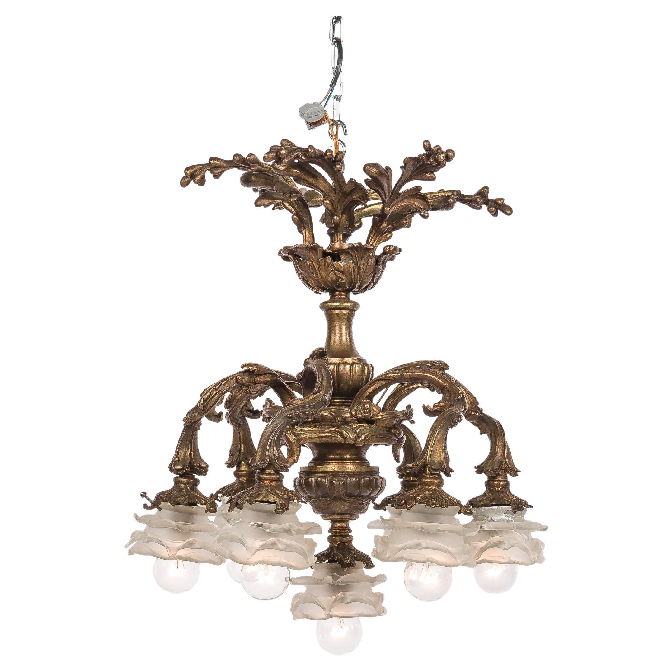 Antique 19th-Century French Brass Rococo or Louis XV Chandelier with 7 Lights For Sale