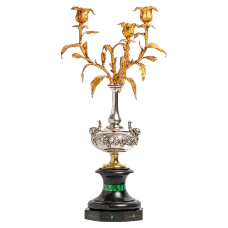 Antiguo Siglo XIX Candelabro Francés de Bronce, Malaquita y Mármol Negro en venta