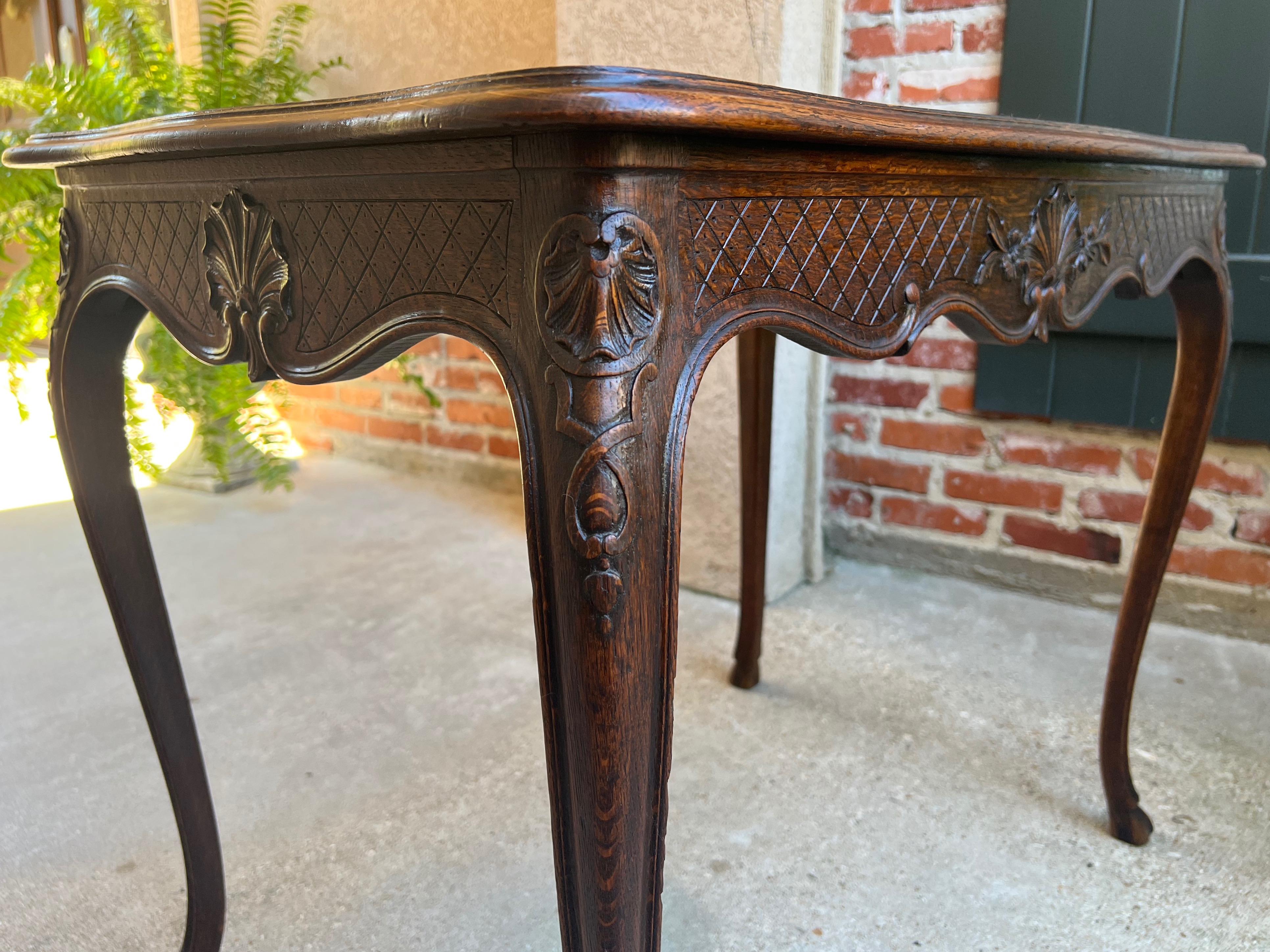 Antique 19th Century French Carved Oak Sofa Side Table Serpentine Louis XV In Good Condition In Shreveport, LA