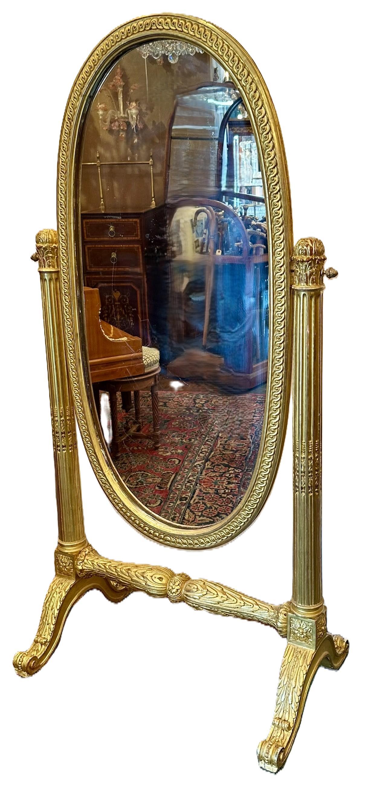 Antique French del XIX secolo in legno intagliato con specchio chevale in foglia d'oro. In condizioni buone in vendita a New Orleans, LA