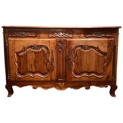 Antique French Country Walnut Buffet del XIX secolo, circa 1840