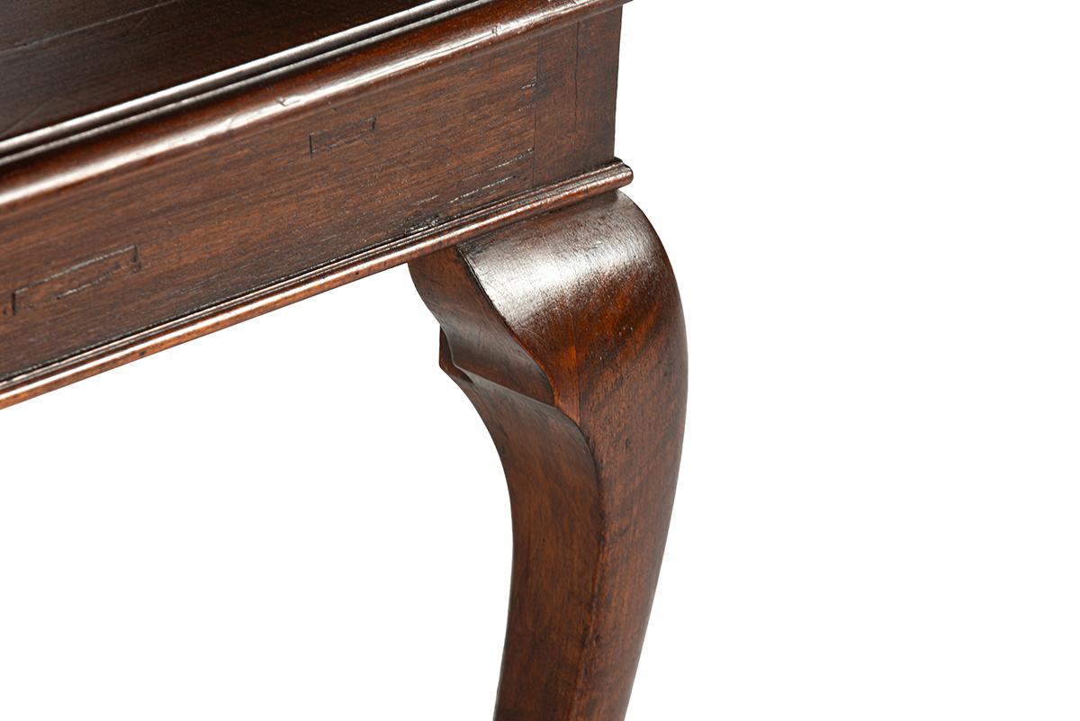 Antique 19th century  French dark warm brown Walnut Louis Philippe Coffee Table For Sale 7