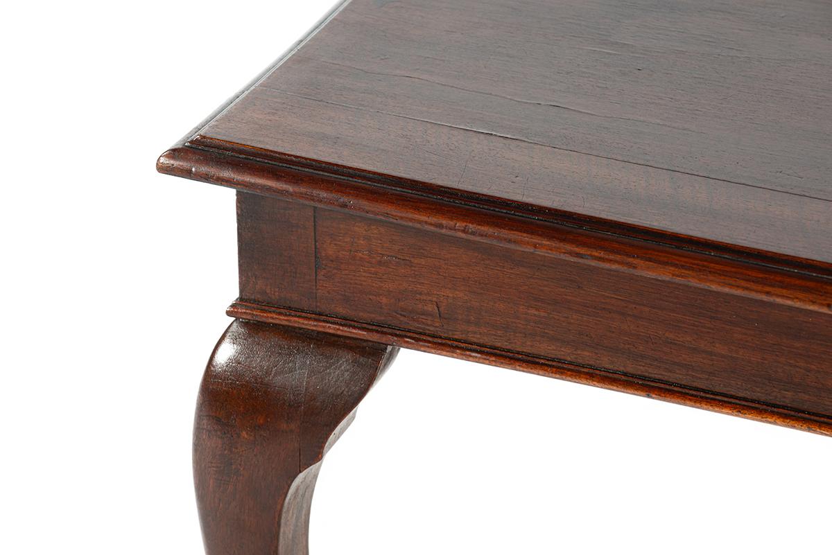 Antique 19th century  French dark warm brown Walnut Louis Philippe Coffee Table For Sale 4