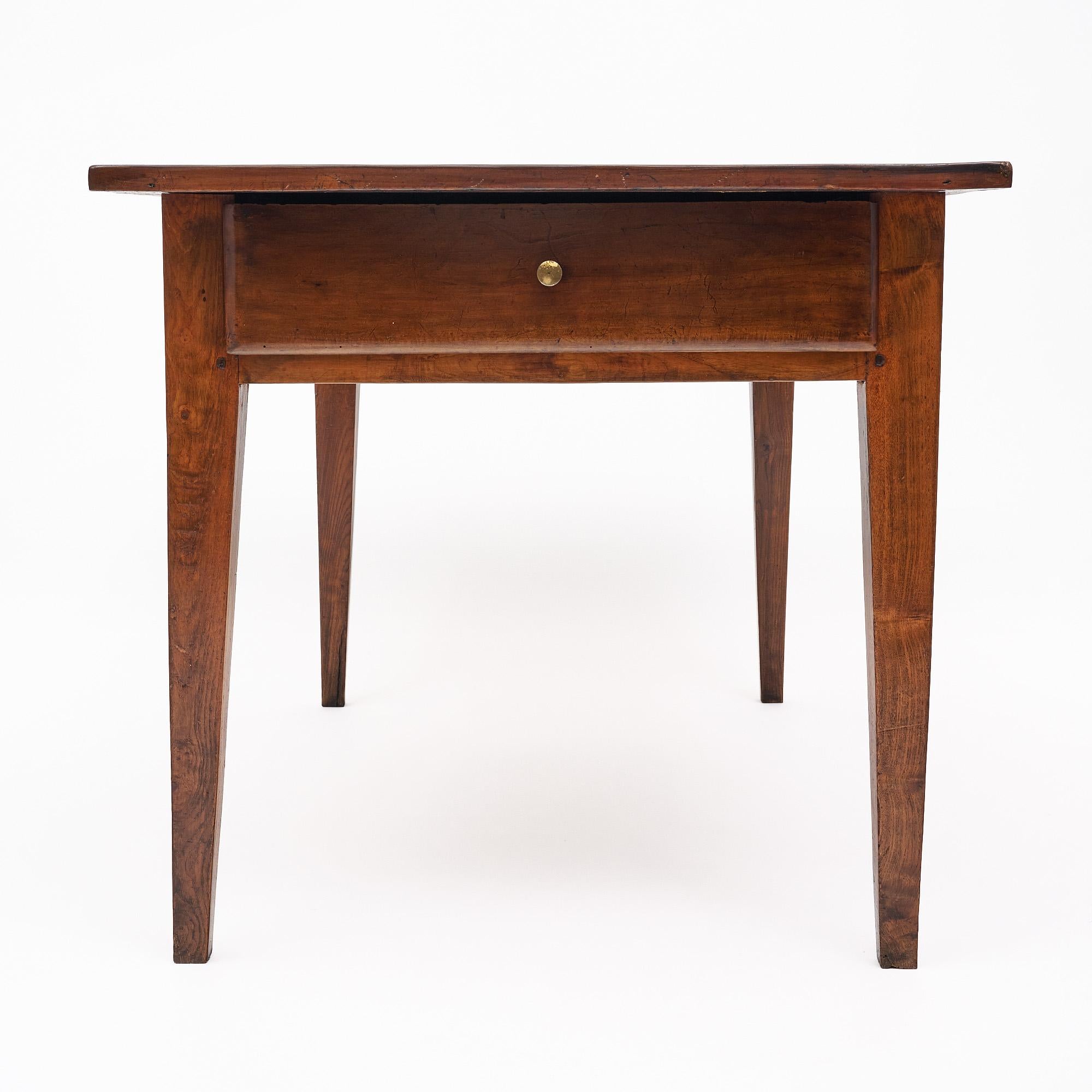 Noyer Table de ferme française ancienne du 19ème siècle en vente
