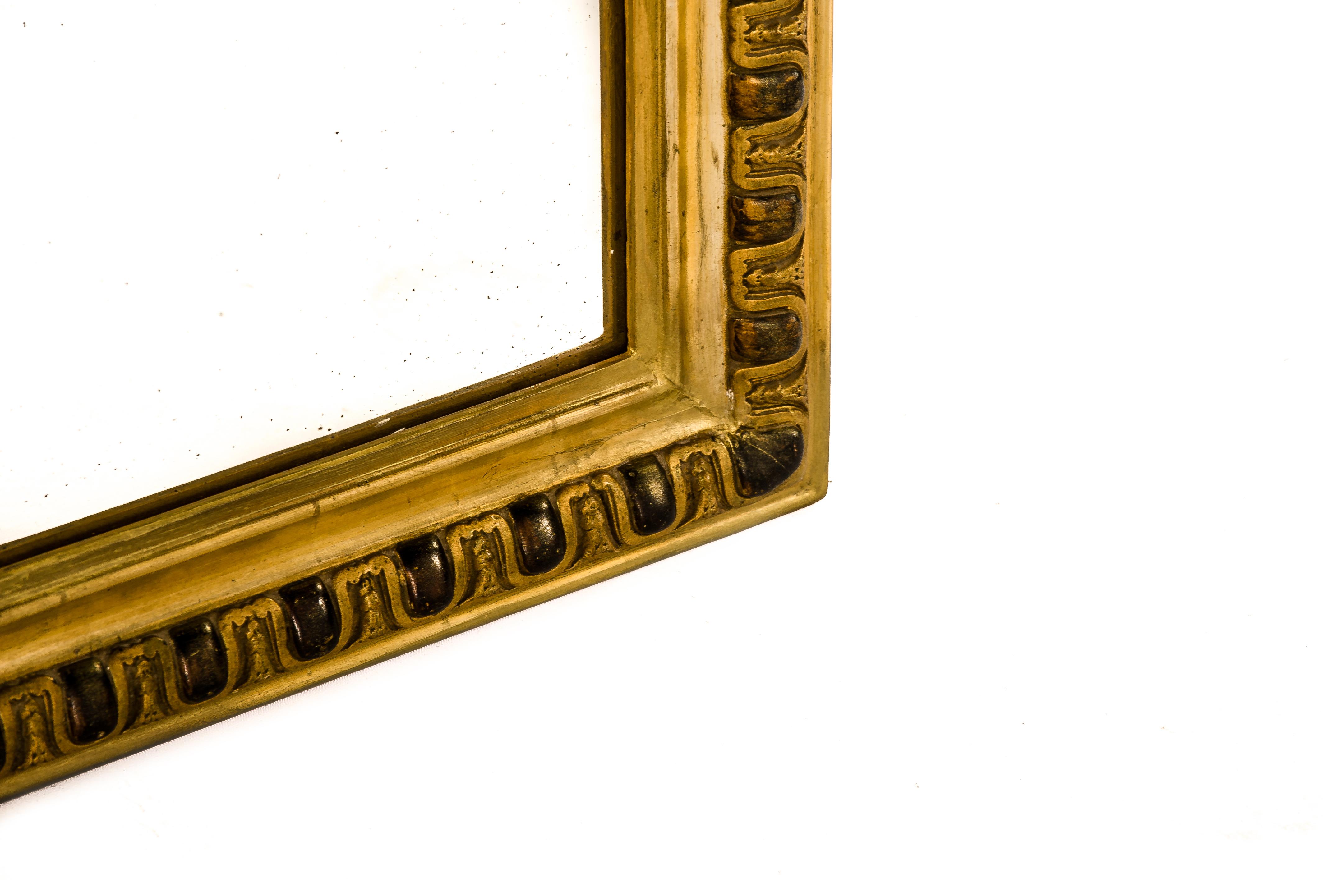 Gesso Antique 19th Century French Gadrooned Gold Leaf Louis Philippe Mirror