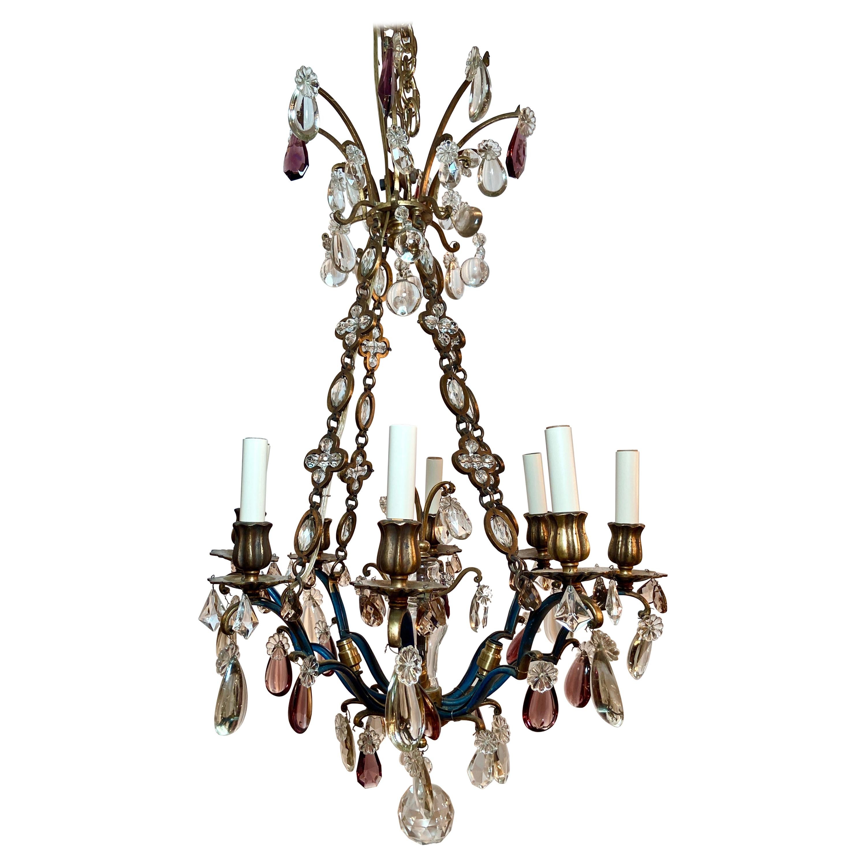 Lustre français ancien du 19ème siècle en bronze doré et cristal coloré et transparent