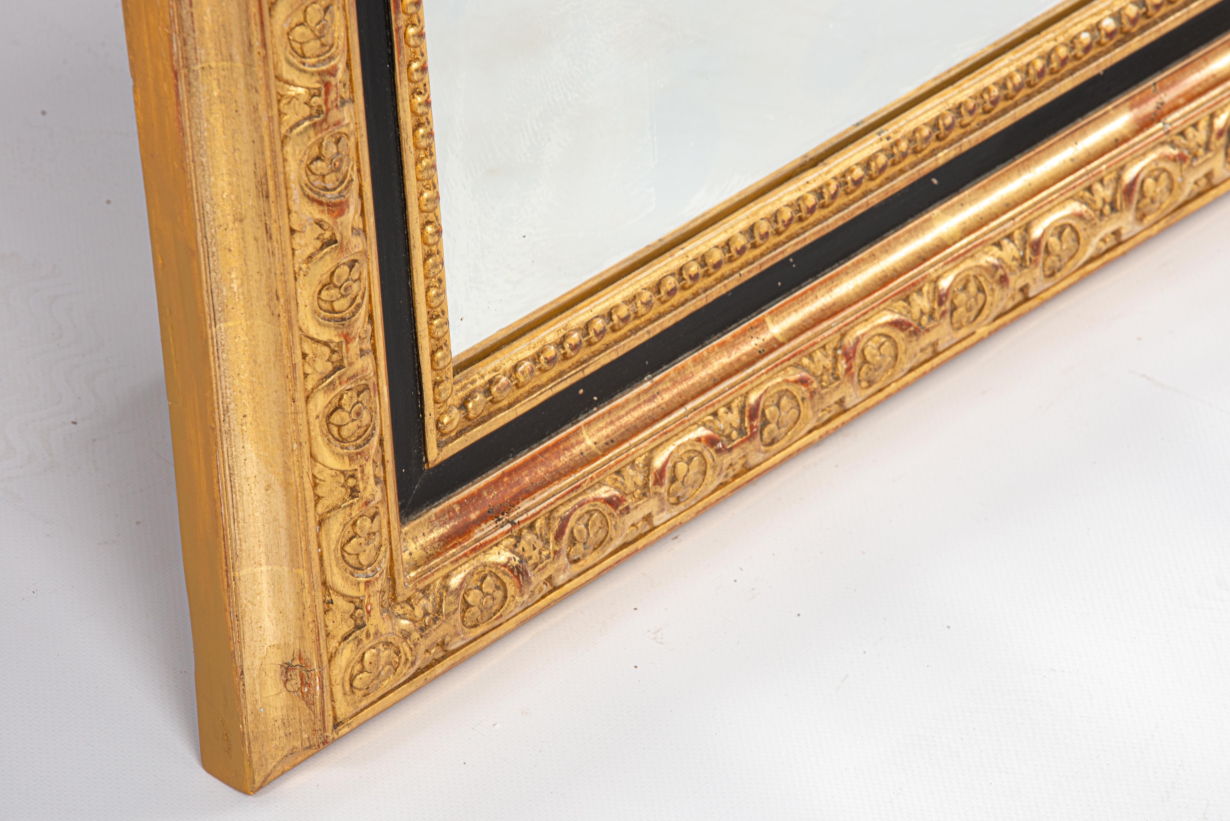 Gilt Antique 19th-century French gold leaf gilt gadrooned Louis Philippe mirror For Sale