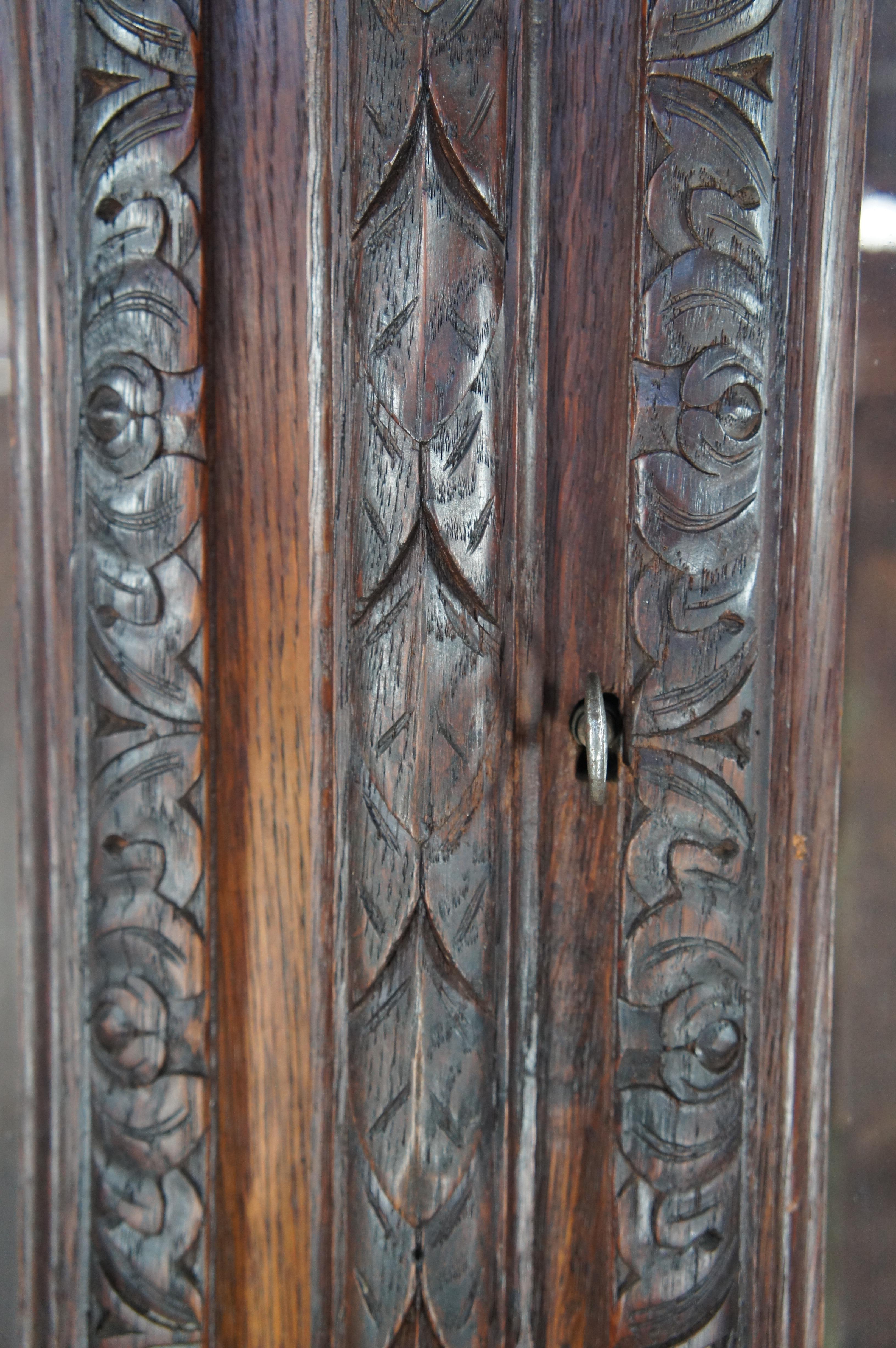 Antique 19th Century French Henry II Carved Oak Hunt Cabinet Bookcase Cupboard For Sale 8
