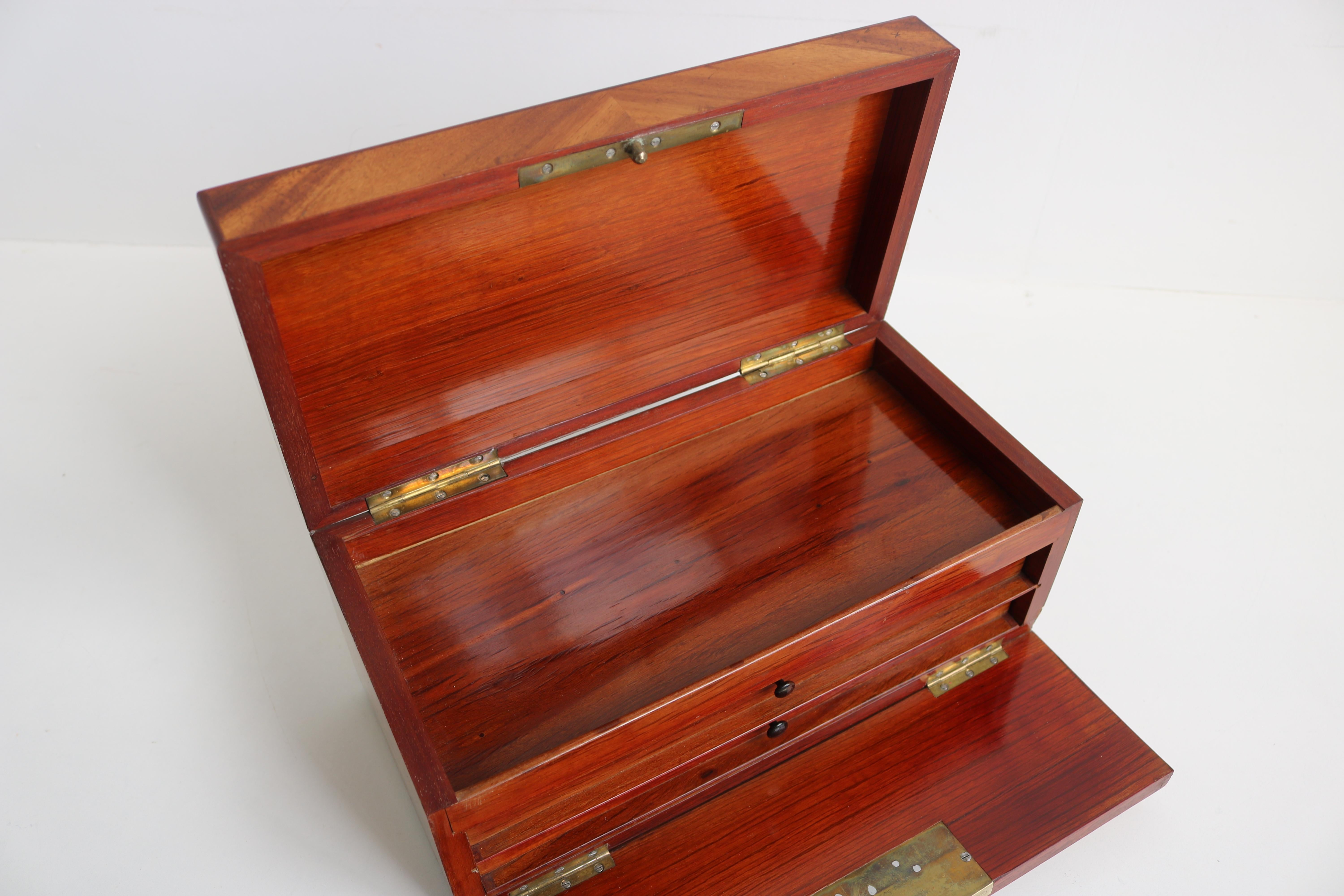 Antique 19th Century French Jewelry Box by Théodore Année in Kingwood / Walnut 3