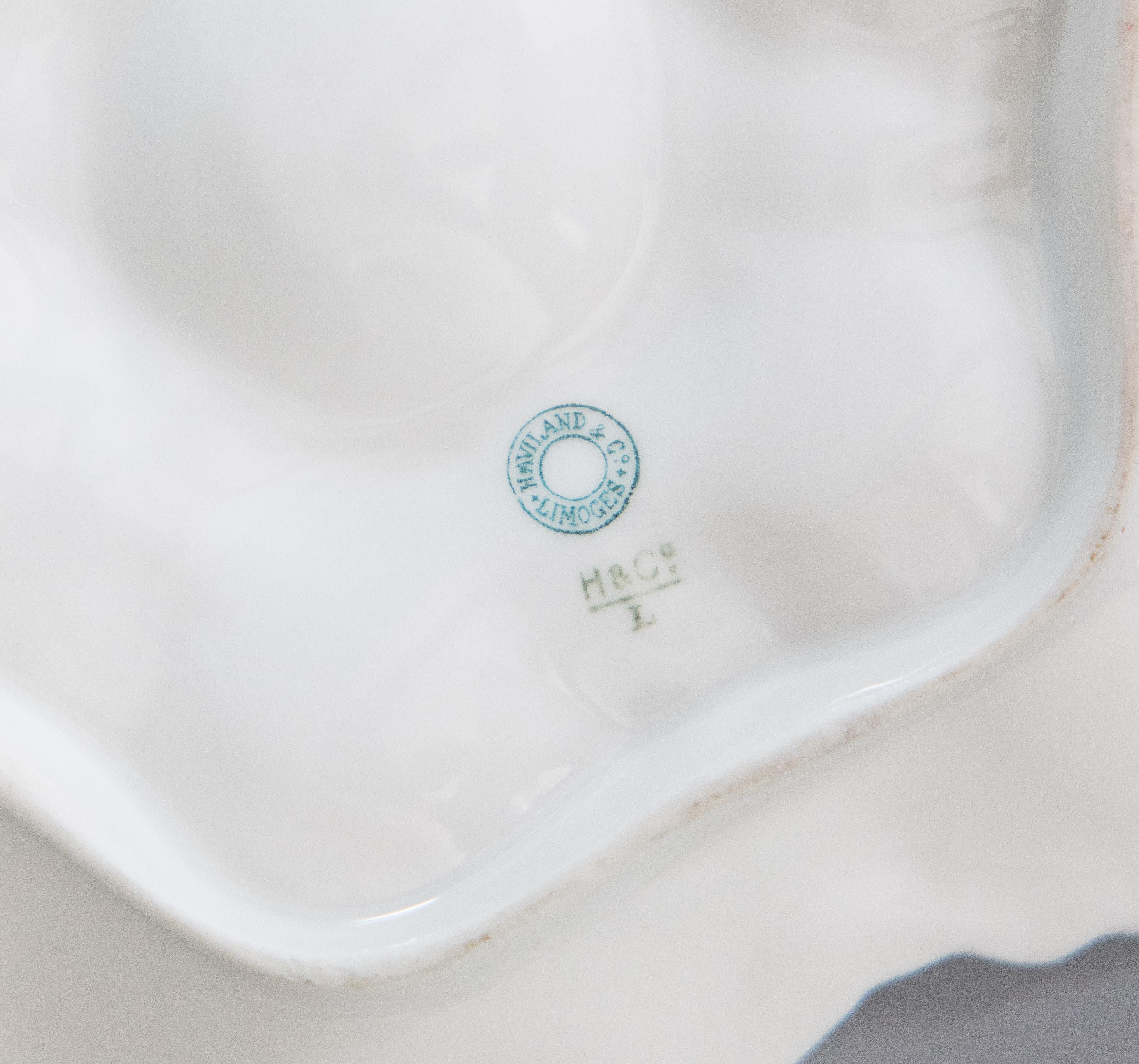Antiguo Plato de Ostra Floral de Porcelana de Limoges Francesa del Siglo XIX Al fuego en venta