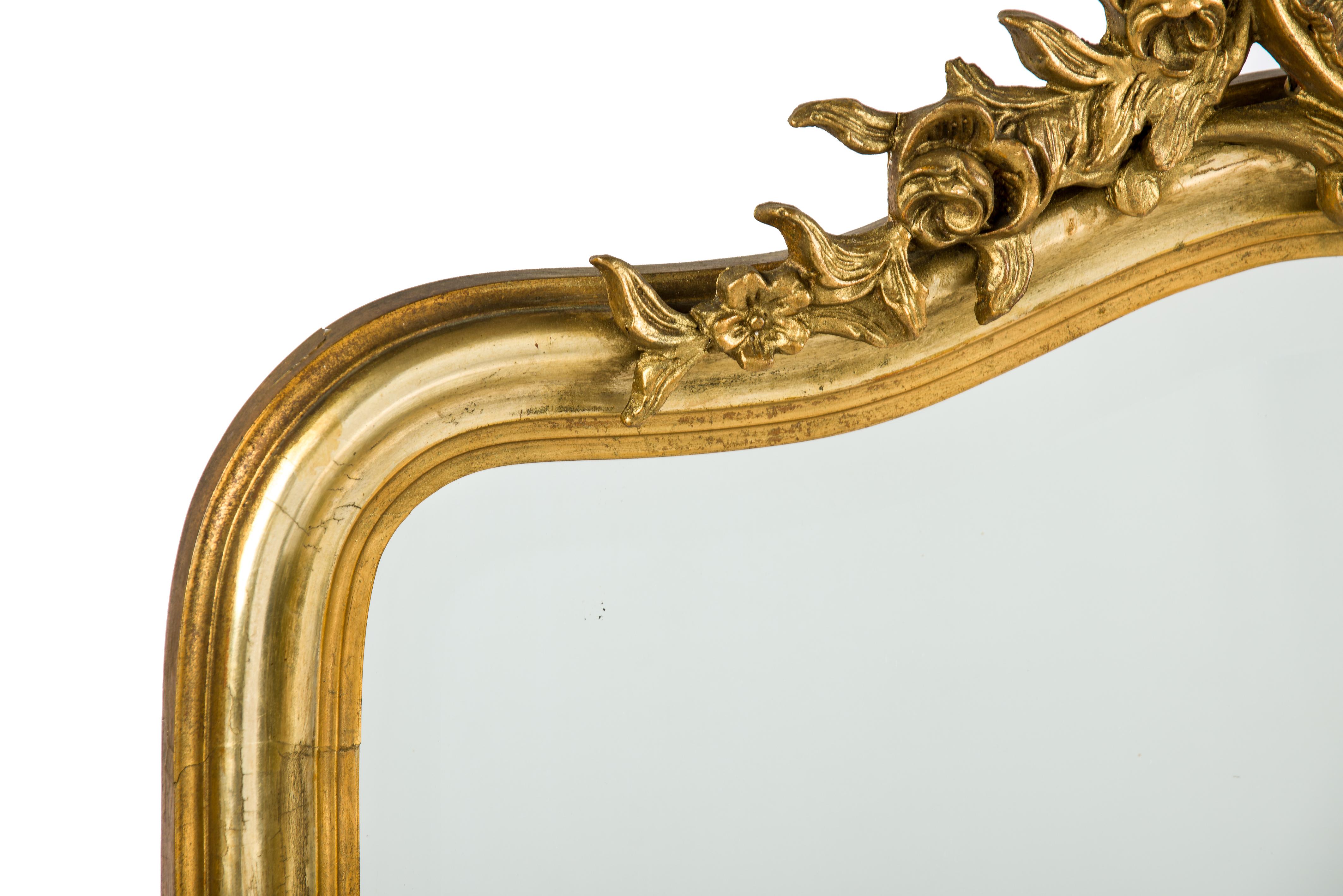 Patiné Antique Miroir doré Louis Quinze du 19ème siècle avec verre à facettes en vente