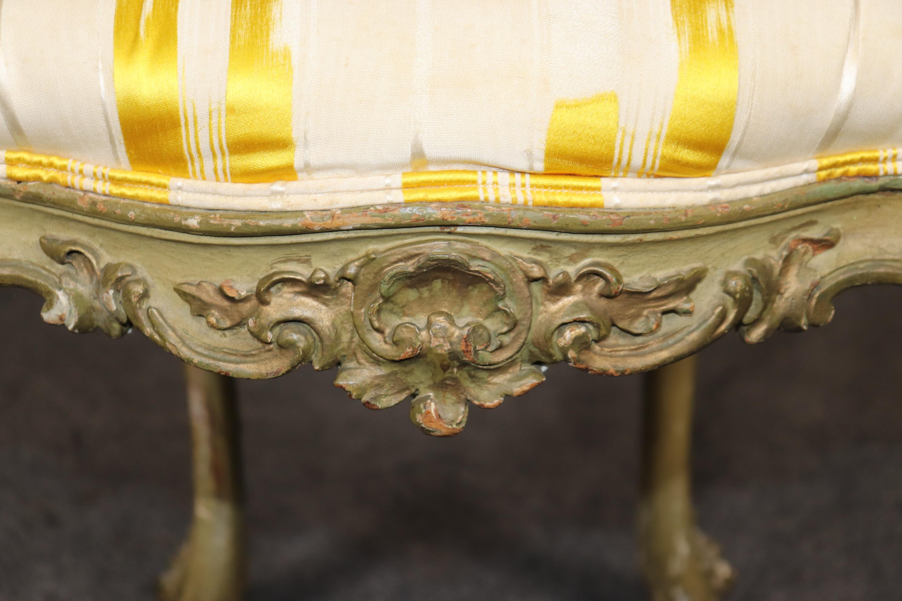 Antique 19th Century French Louis XV Style Paint Decorated Side Chair For Sale 4