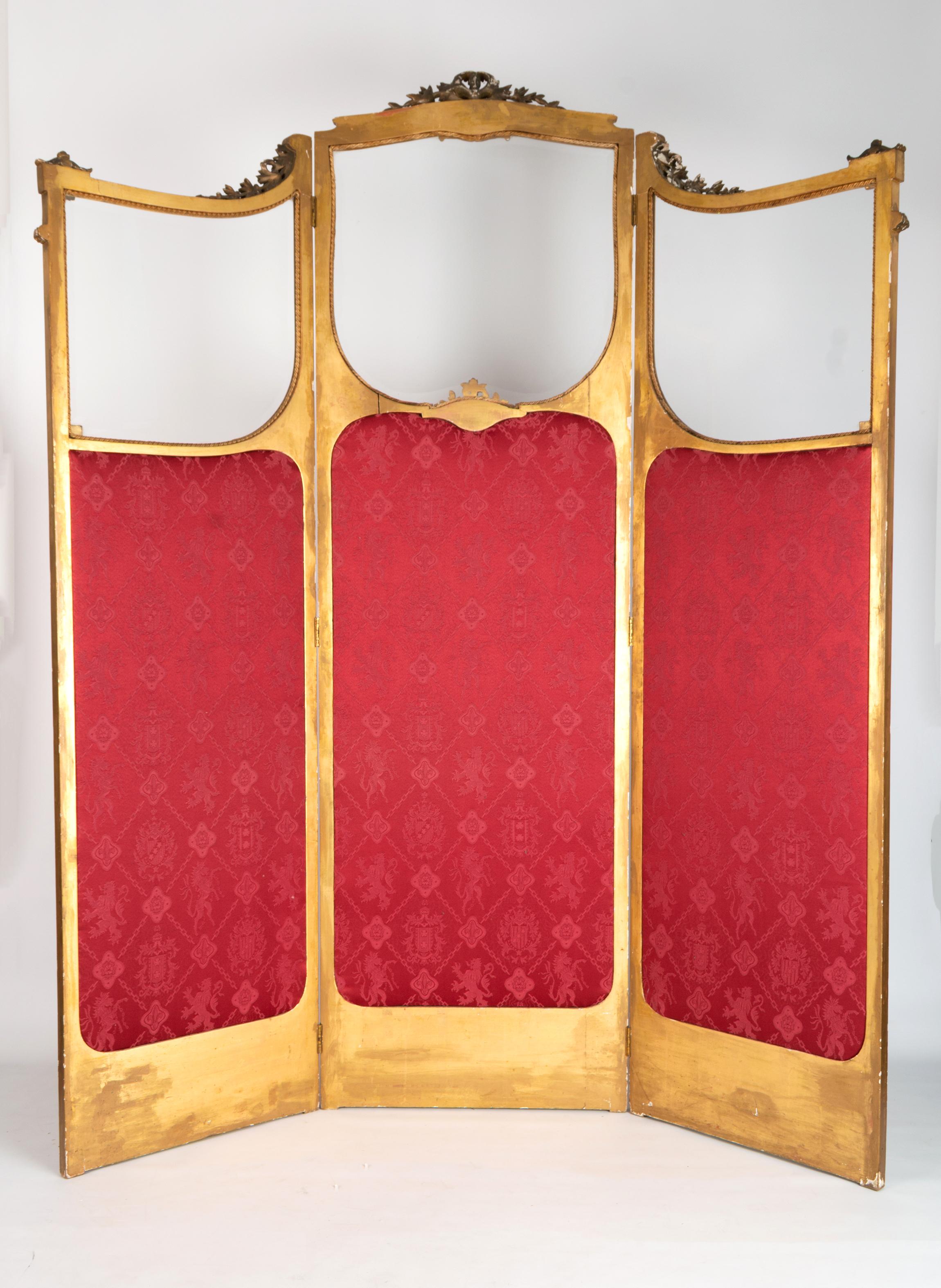 Antique 19th Century French Louis XVI Stye Gilt Three Panel Screen Room Divider For Sale 3