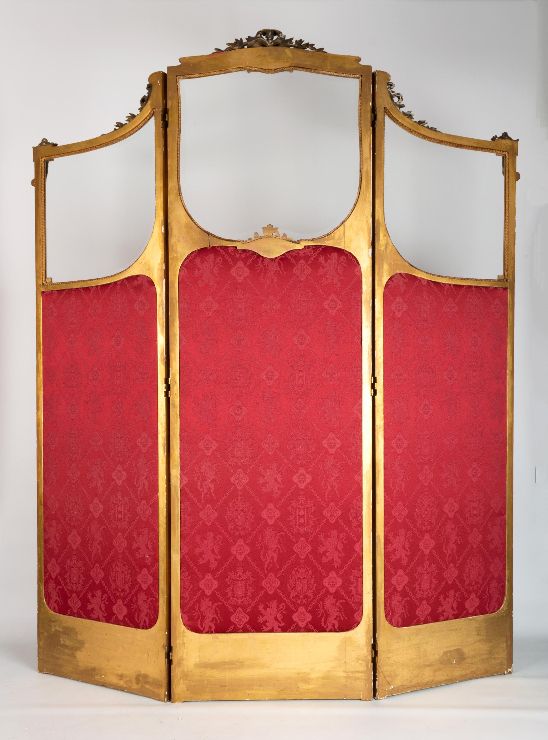 Antique 19th Century French Louis XVI Stye Gilt Three Panel Screen Room Divider For Sale 4