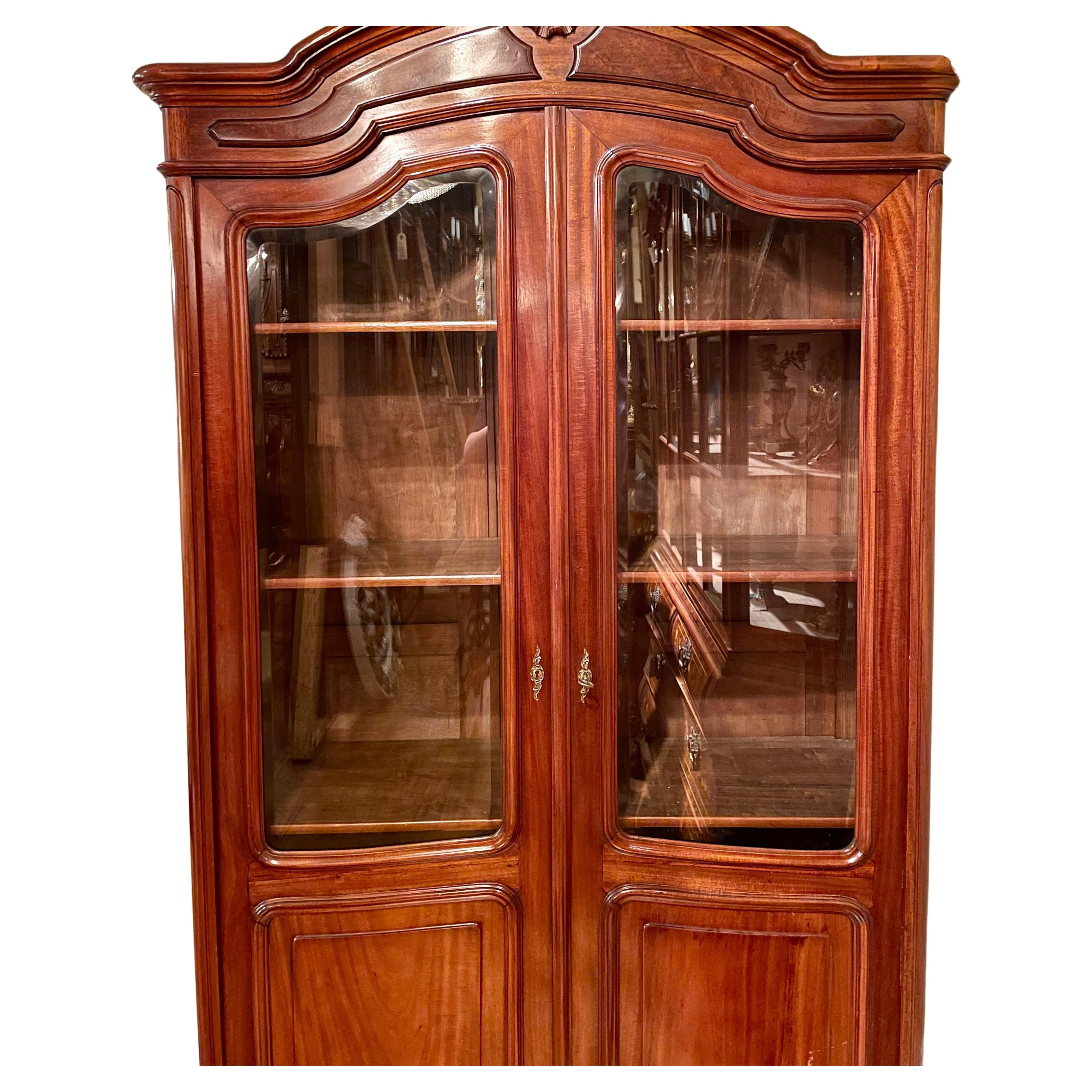 Antique 19th Century French Mahogany Beveled Glass Front 2-Door Cabinet, Ca 1890 For Sale 2