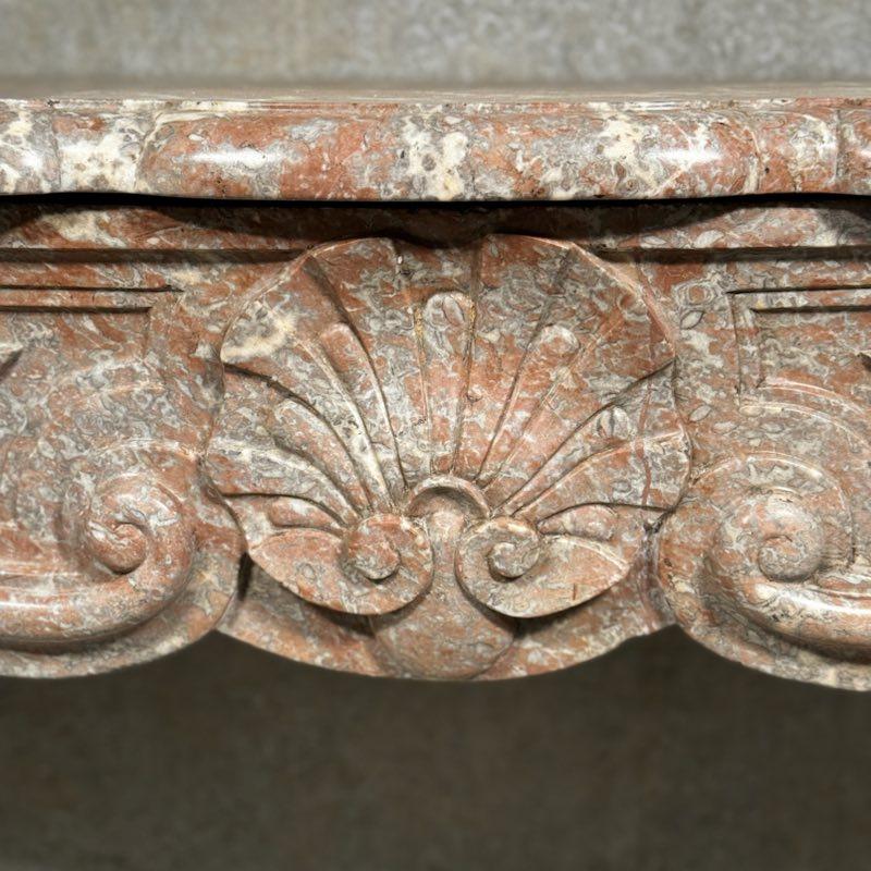 Antiker französischer Louis xv-Kaminsims aus Marmor des 19. Jahrhunderts im Zustand „Gut“ im Angebot in Surrey, BC