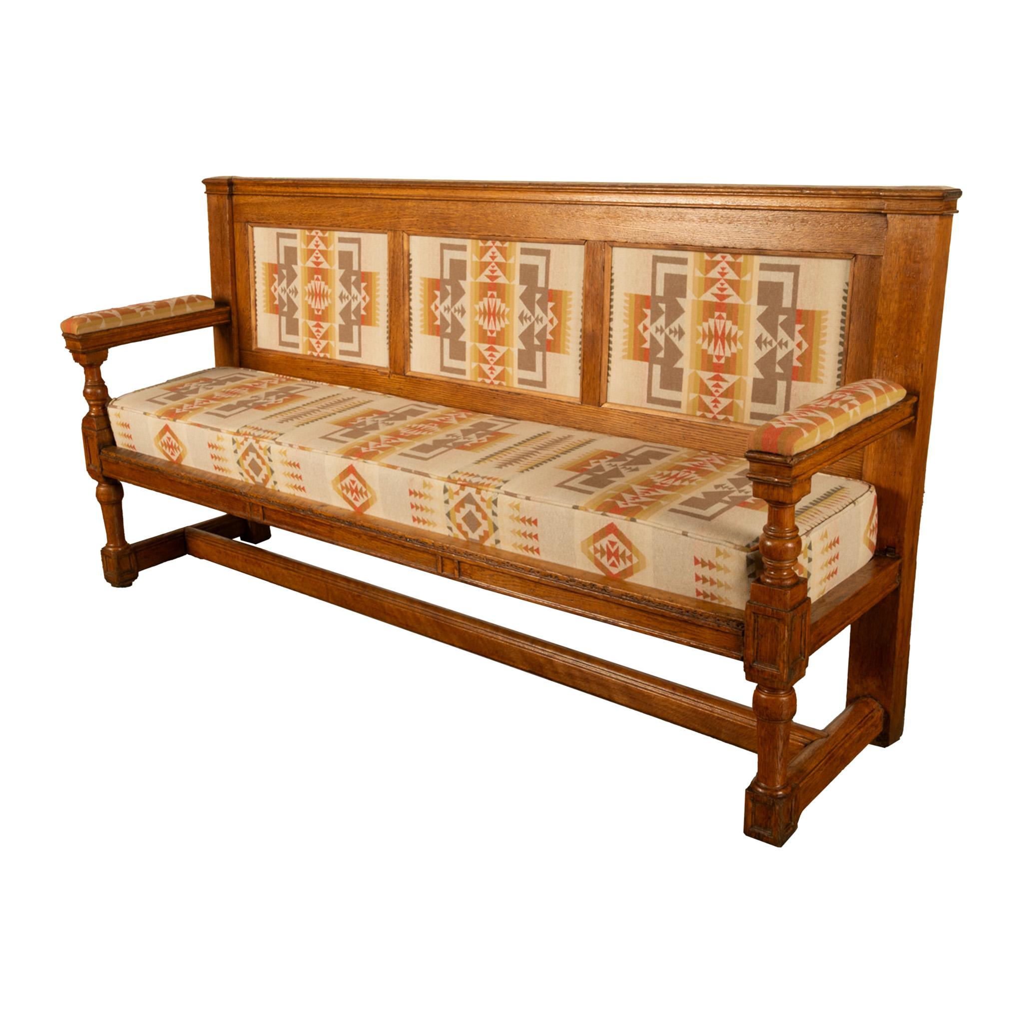Antique Banc en chêne français du 19ème siècle Pendleton Chief Joseph Fabric 1880 en vente 2