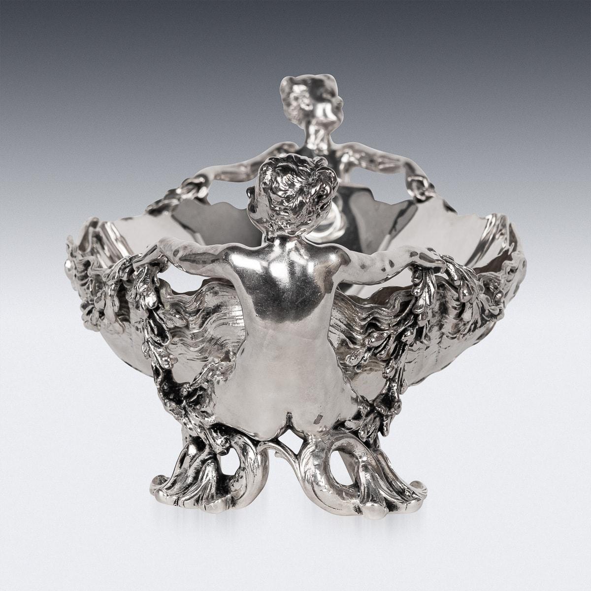 Late 19th Century Antique 19th Century French Silver Plated Figural Centrepiece, Christofle c.1880 For Sale